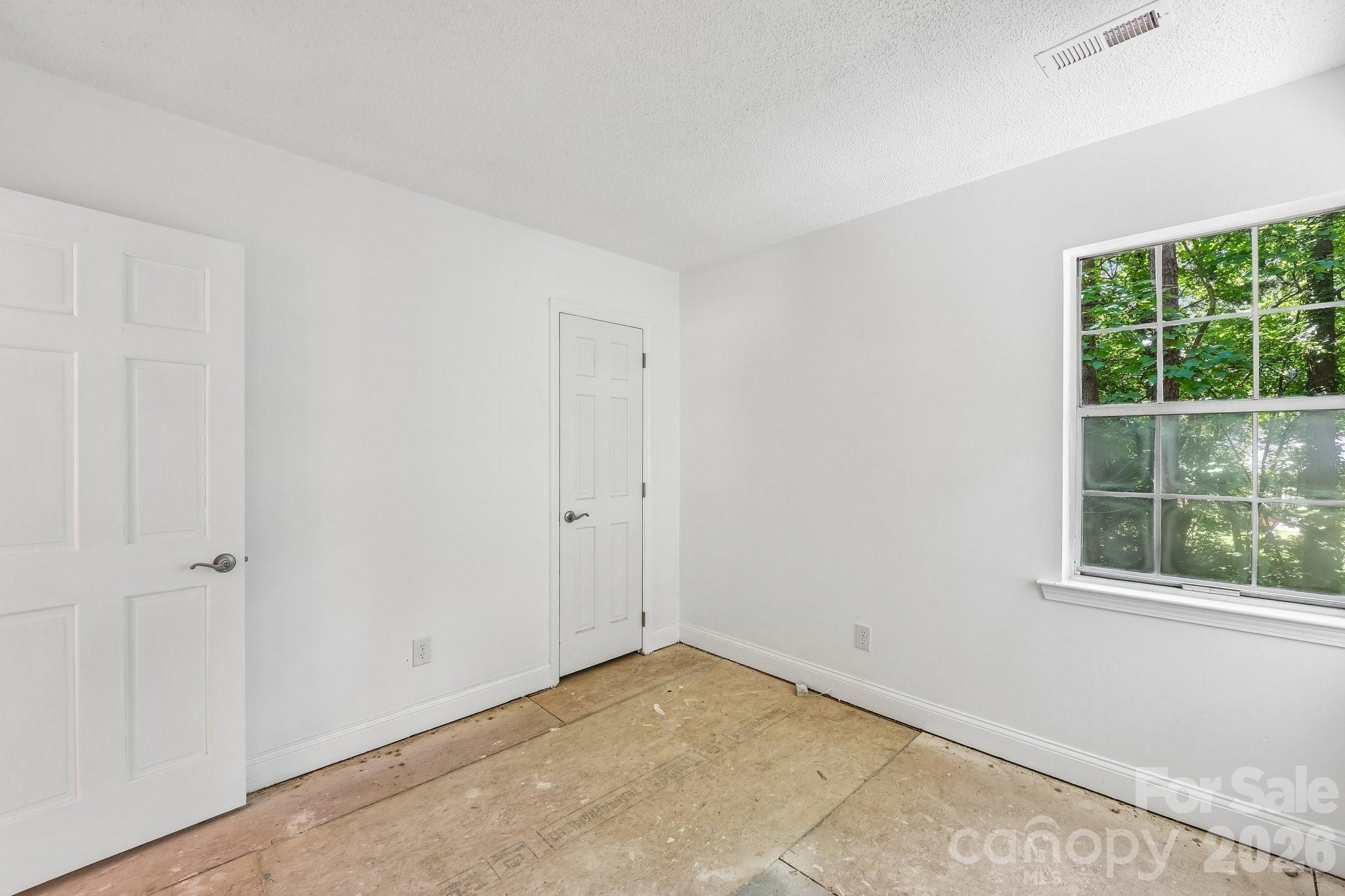 103 Worden Court — Huntersville