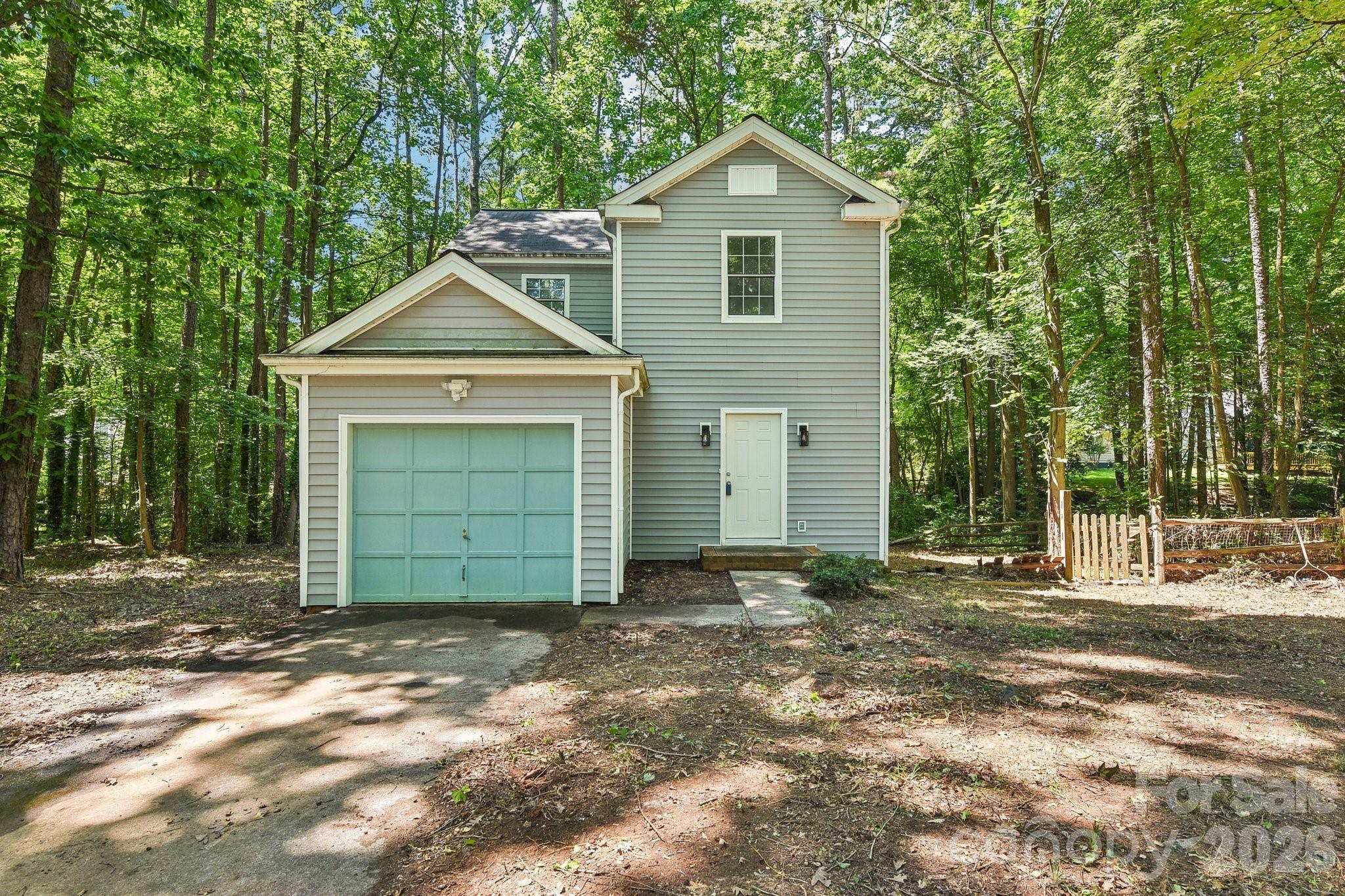 103 Worden Court — Huntersville