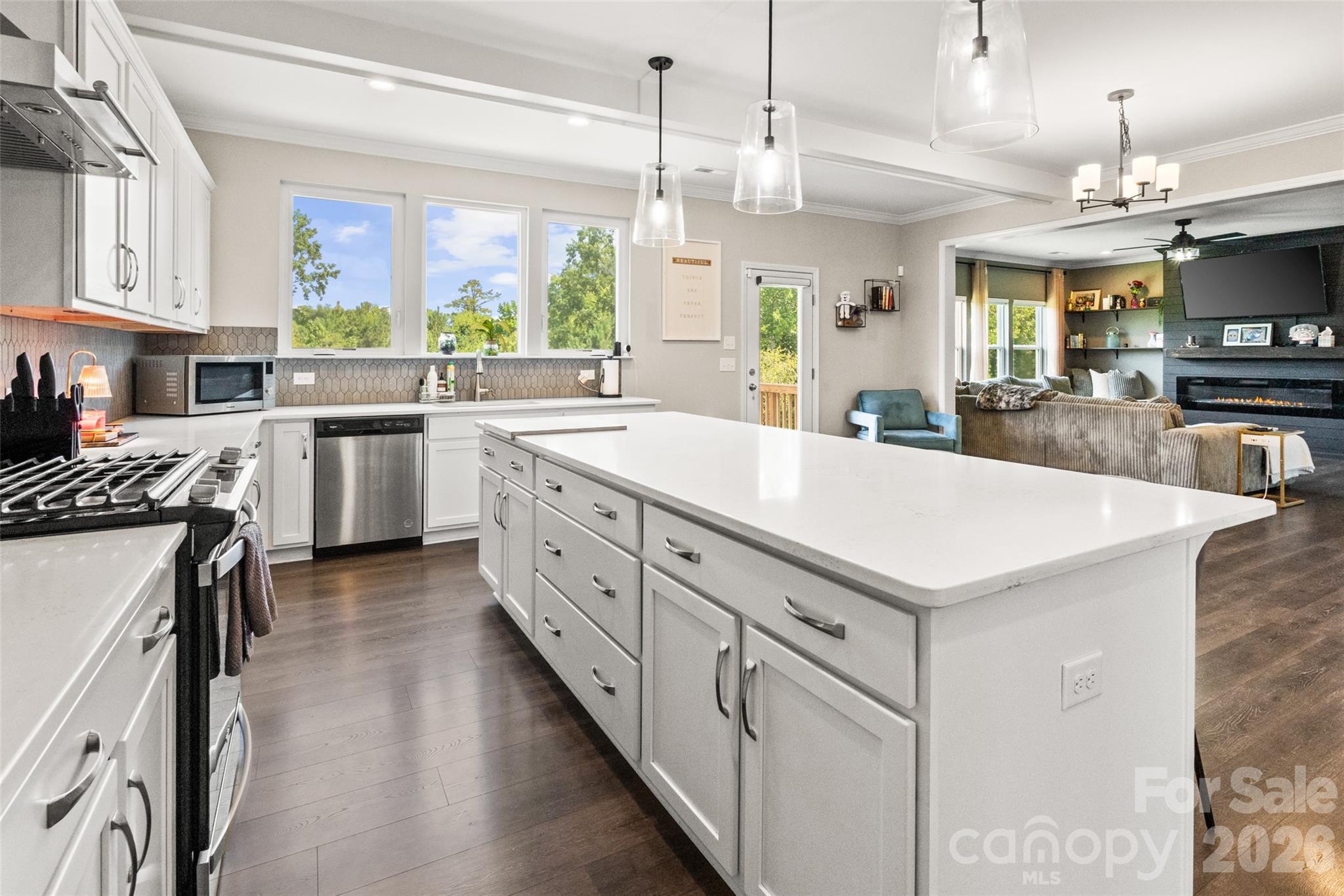 14444 Maritime Drive — Lancaster