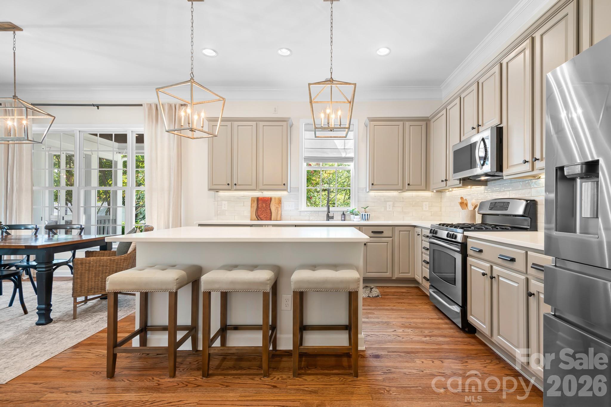 8606 Camberly Road — Huntersville
