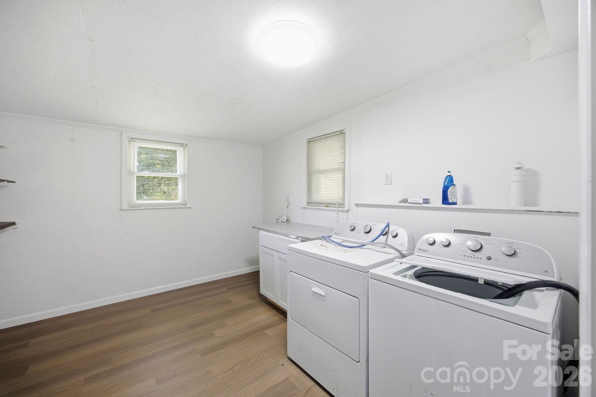 3123 Castle Avenue — Hickory
