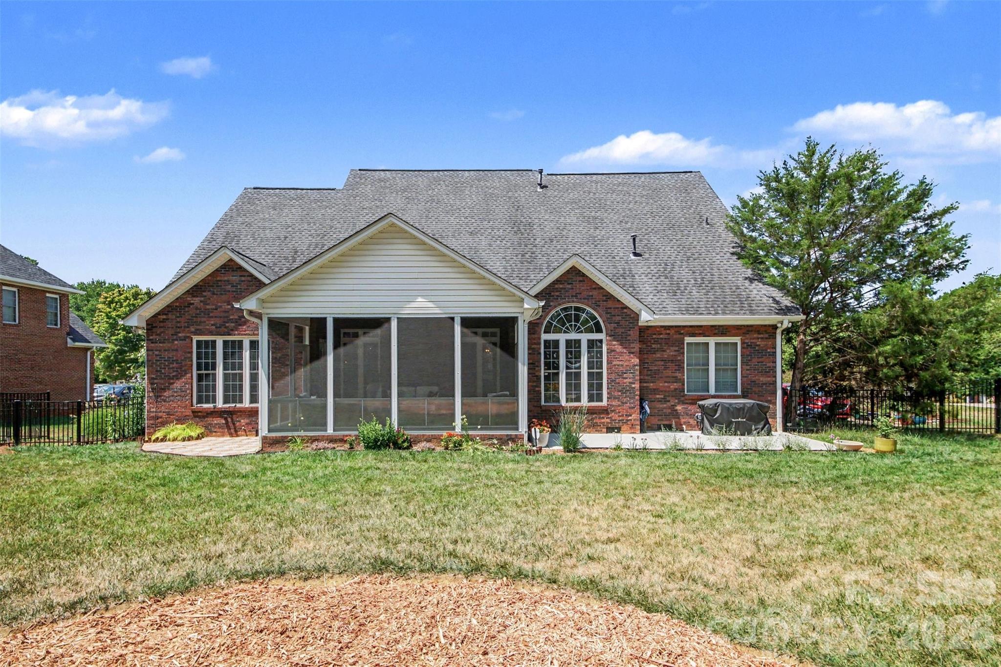 5107 Summerell Avenue — Gastonia