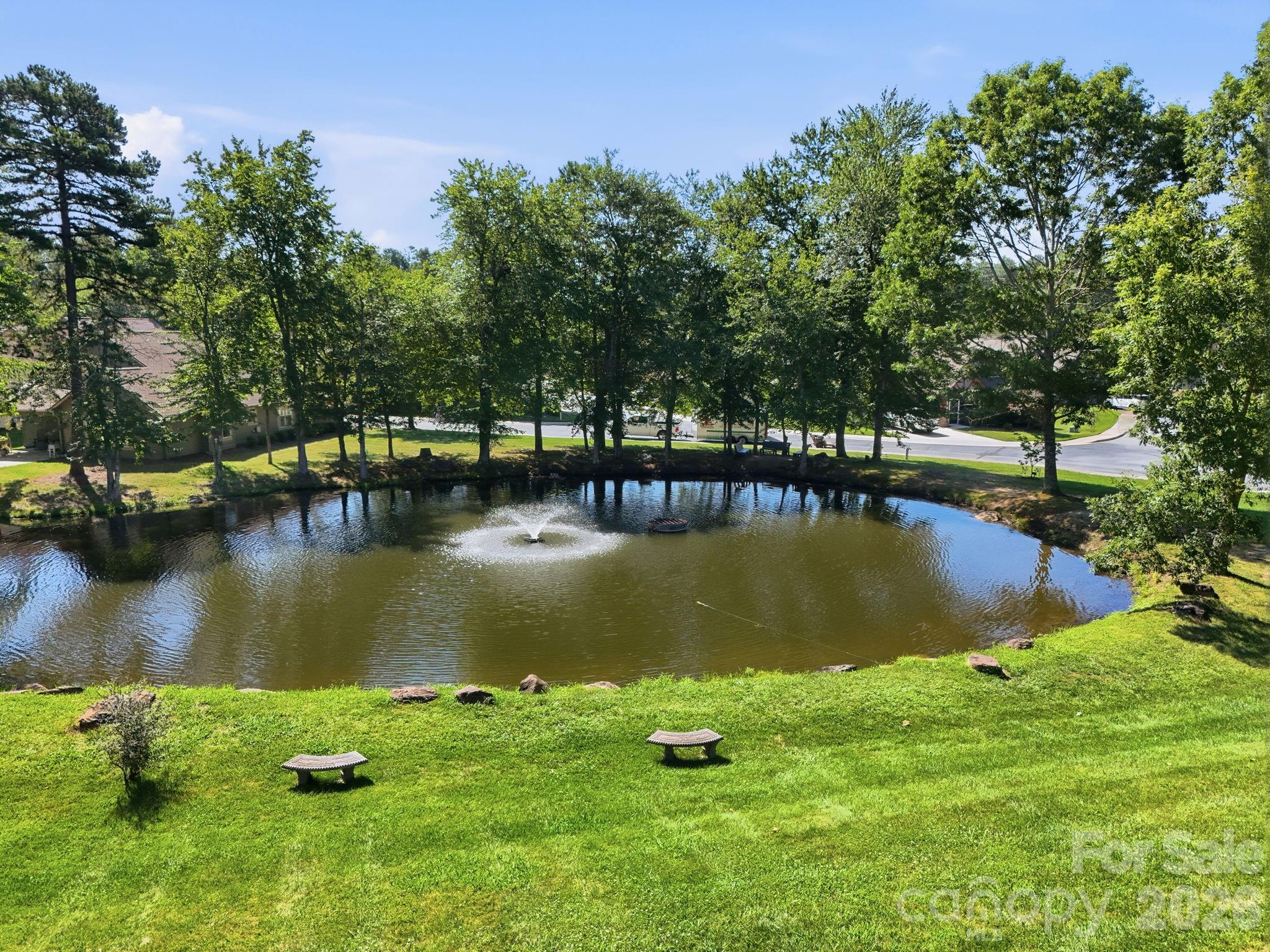 2705 Deermouse Way — Hendersonville