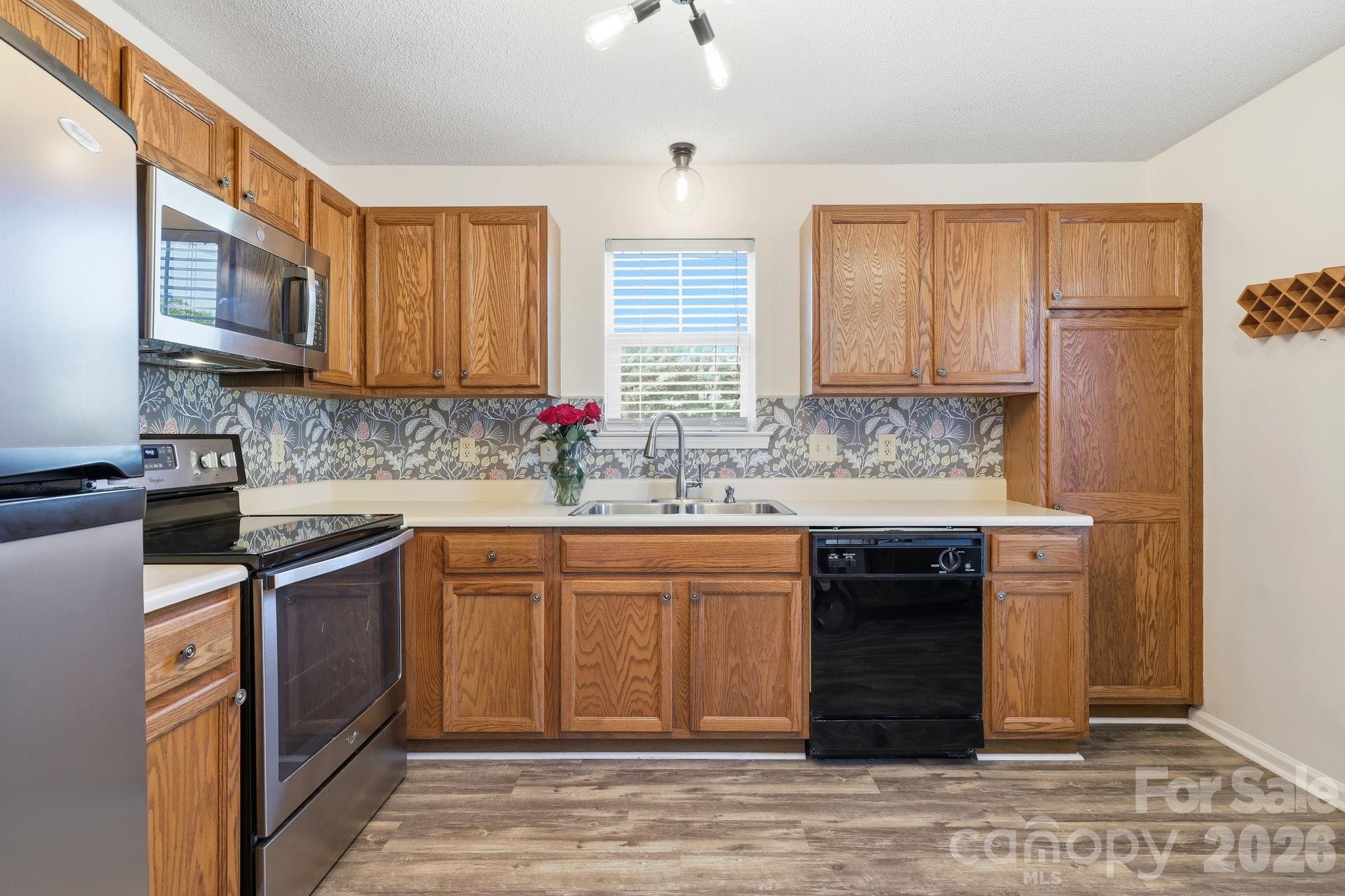 2705 Deermouse Way — Hendersonville
