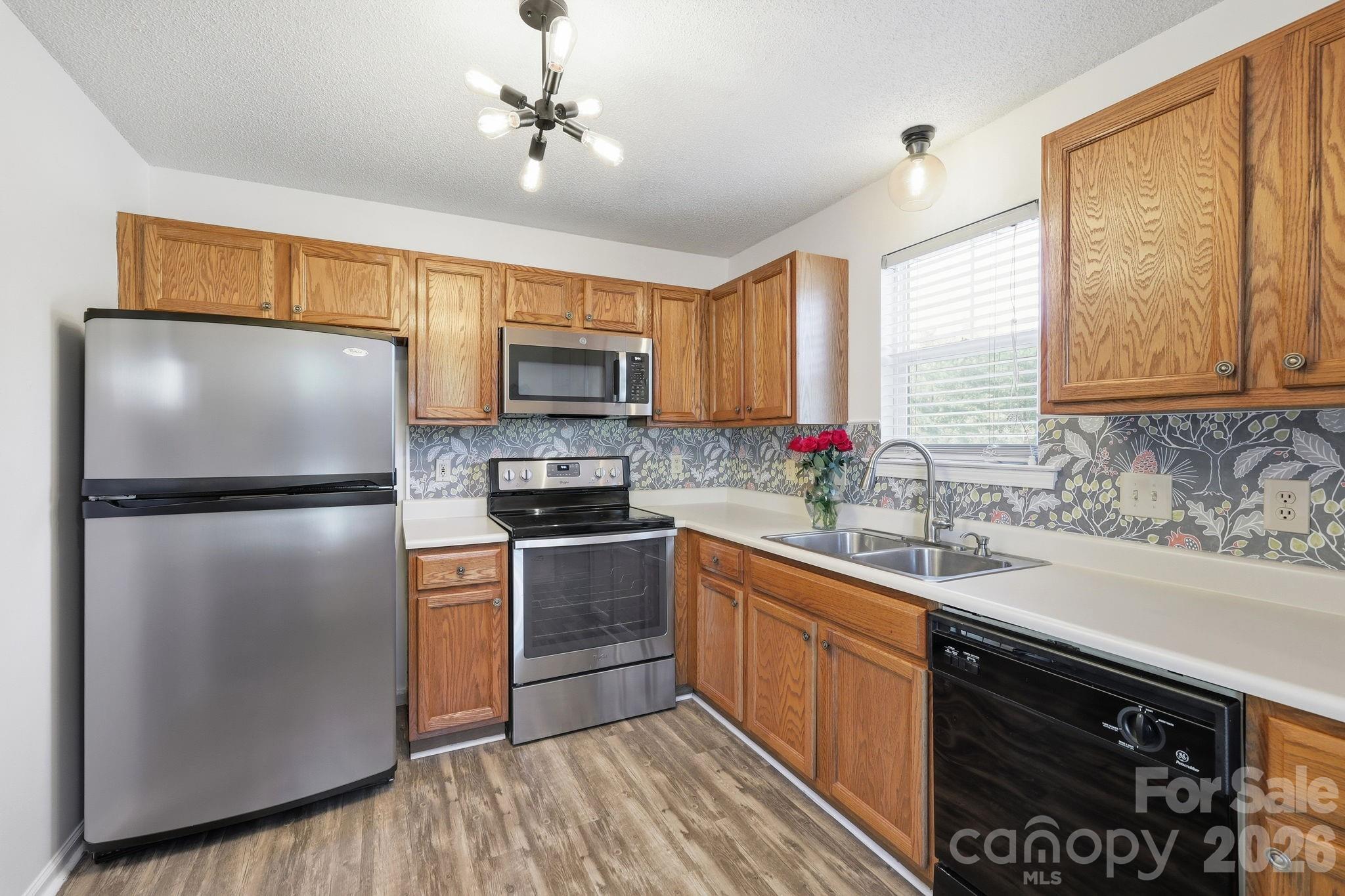 2705 Deermouse Way — Hendersonville