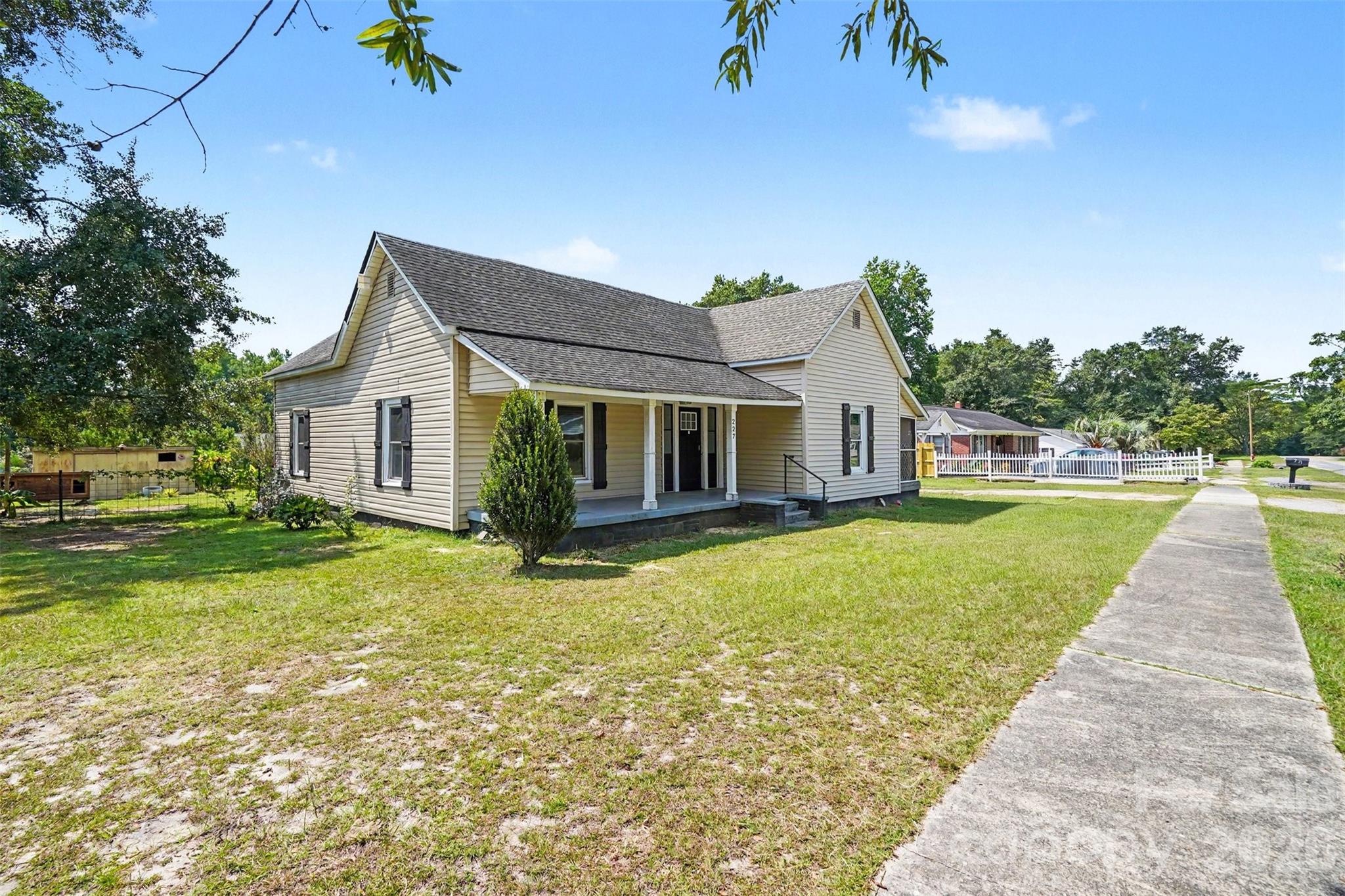 227 Cauthen Street — Heath Springs
