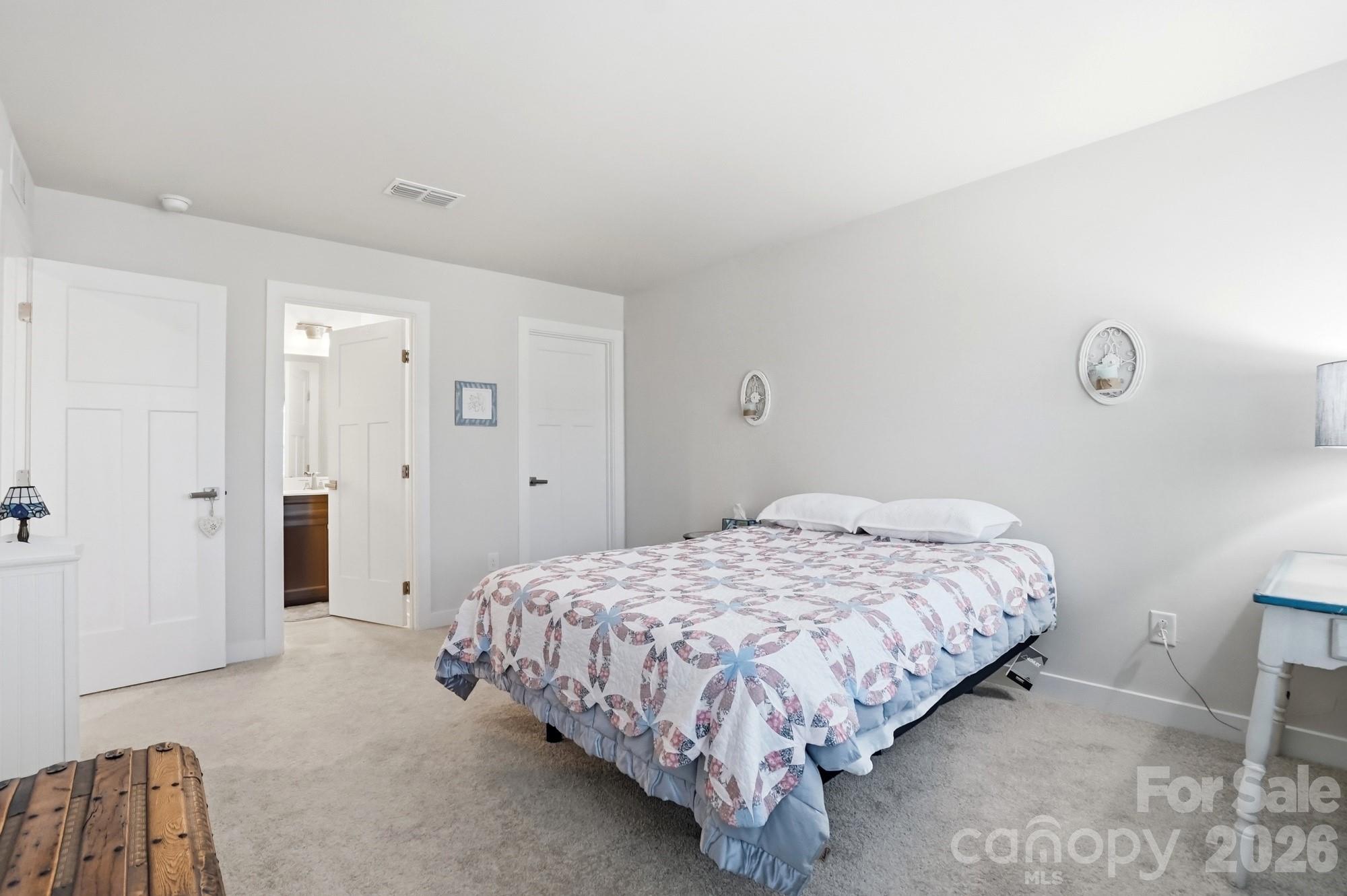 1812 Meredith Place — Monroe
