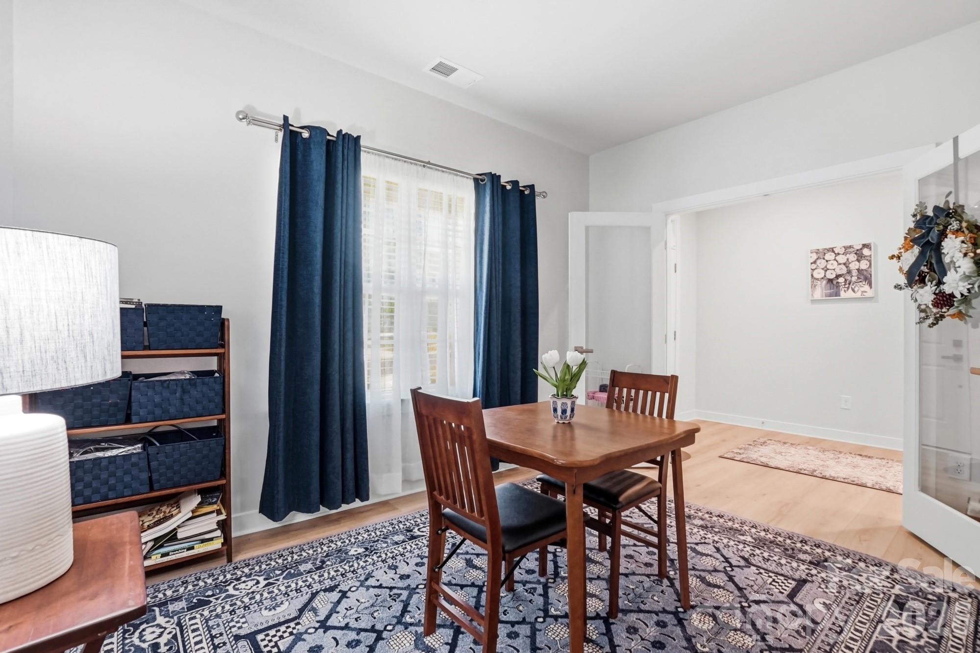 1812 Meredith Place — Monroe