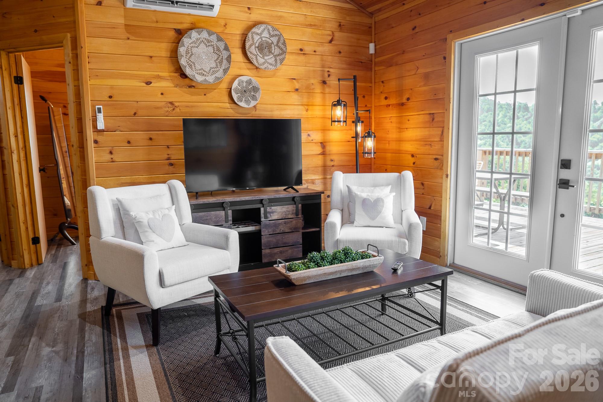 7087 Birch Lane — Morganton