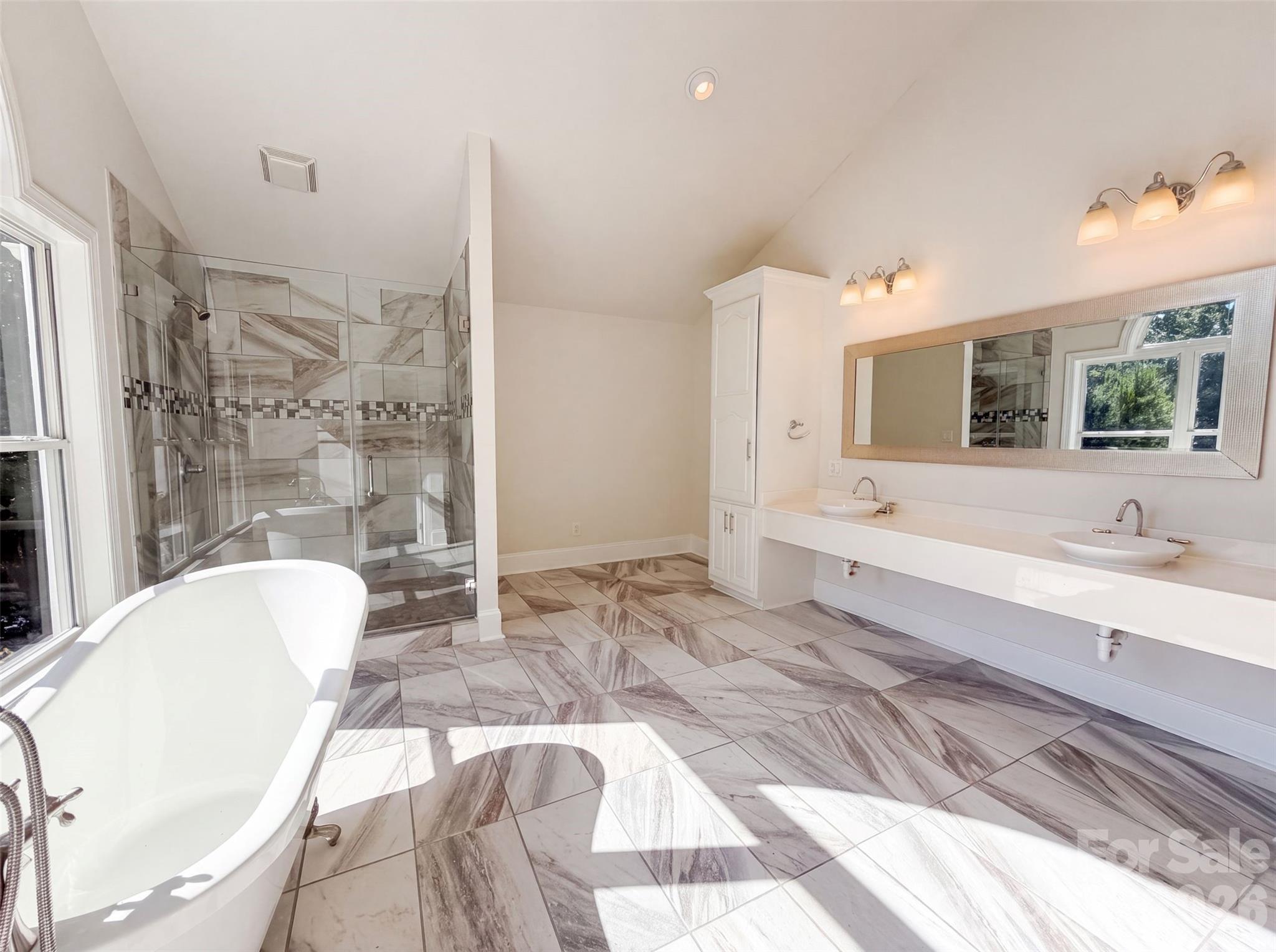 502 Live Oaks Court — Fort Mill