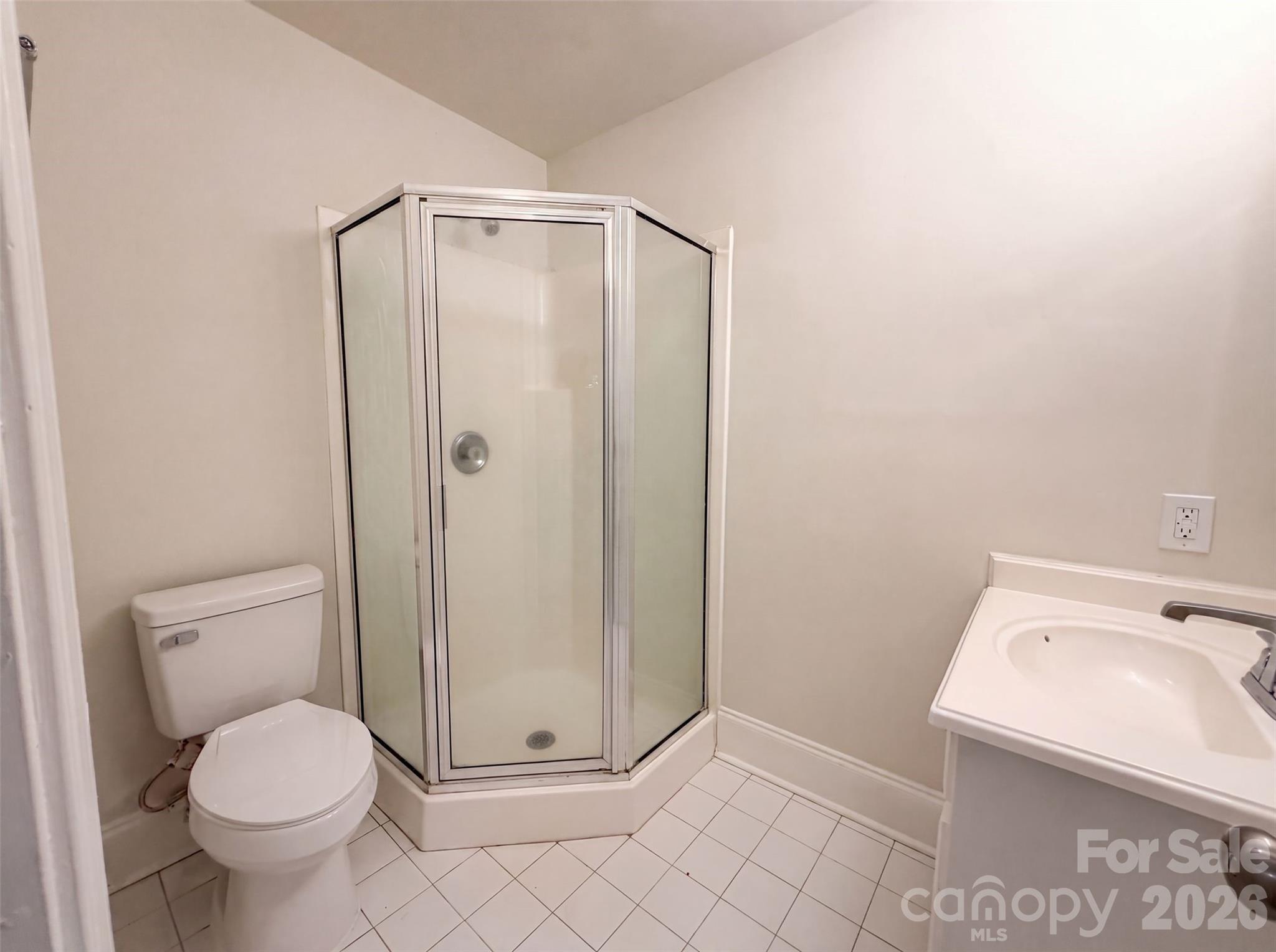 502 Live Oaks Court — Fort Mill