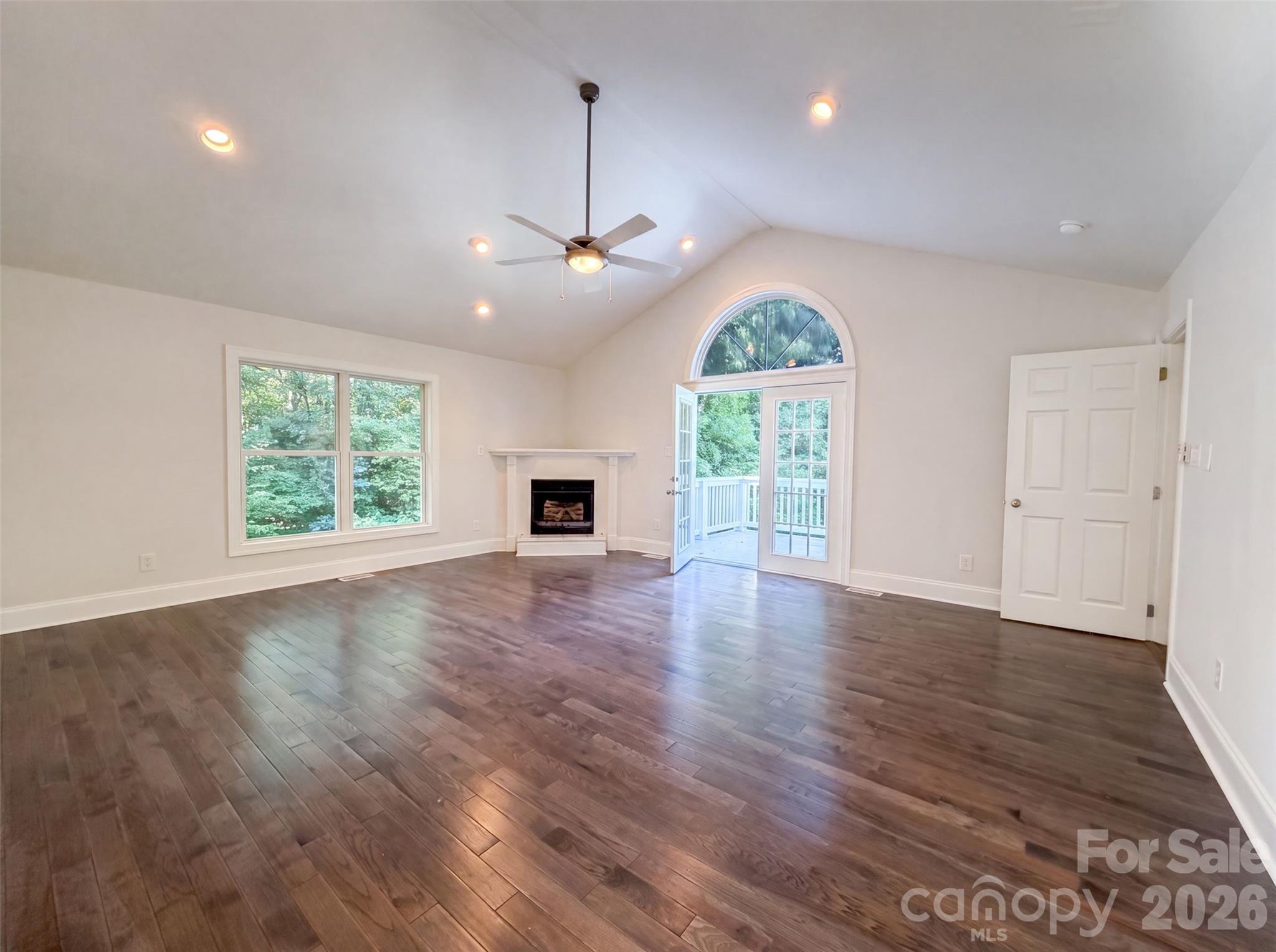 502 Live Oaks Court — Fort Mill
