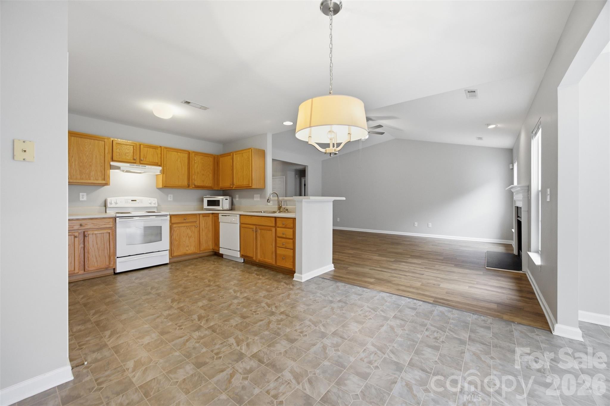 325 Dutchmans Meadow Drive — Mount Holly