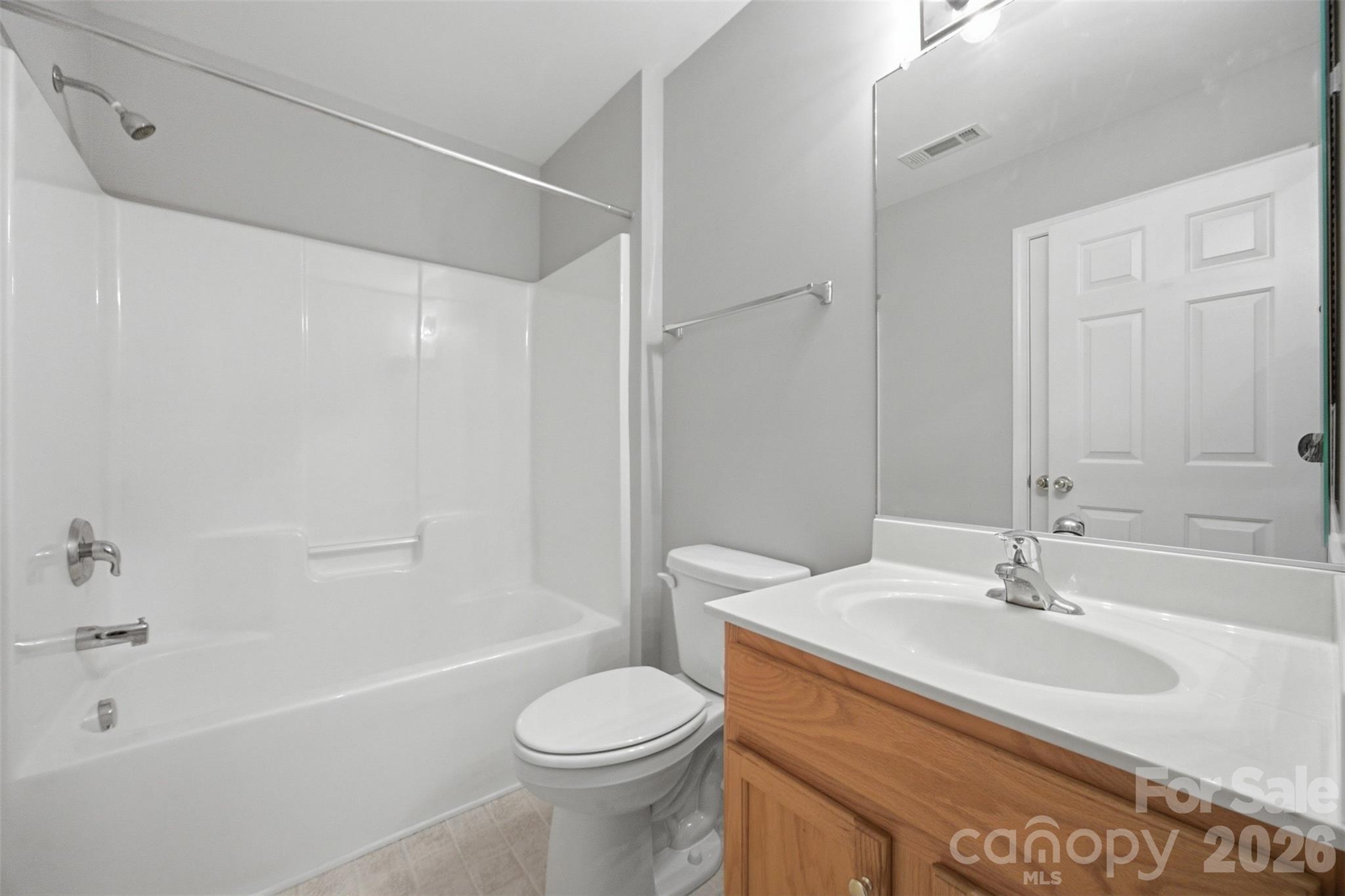 325 Dutchmans Meadow Drive — Mount Holly