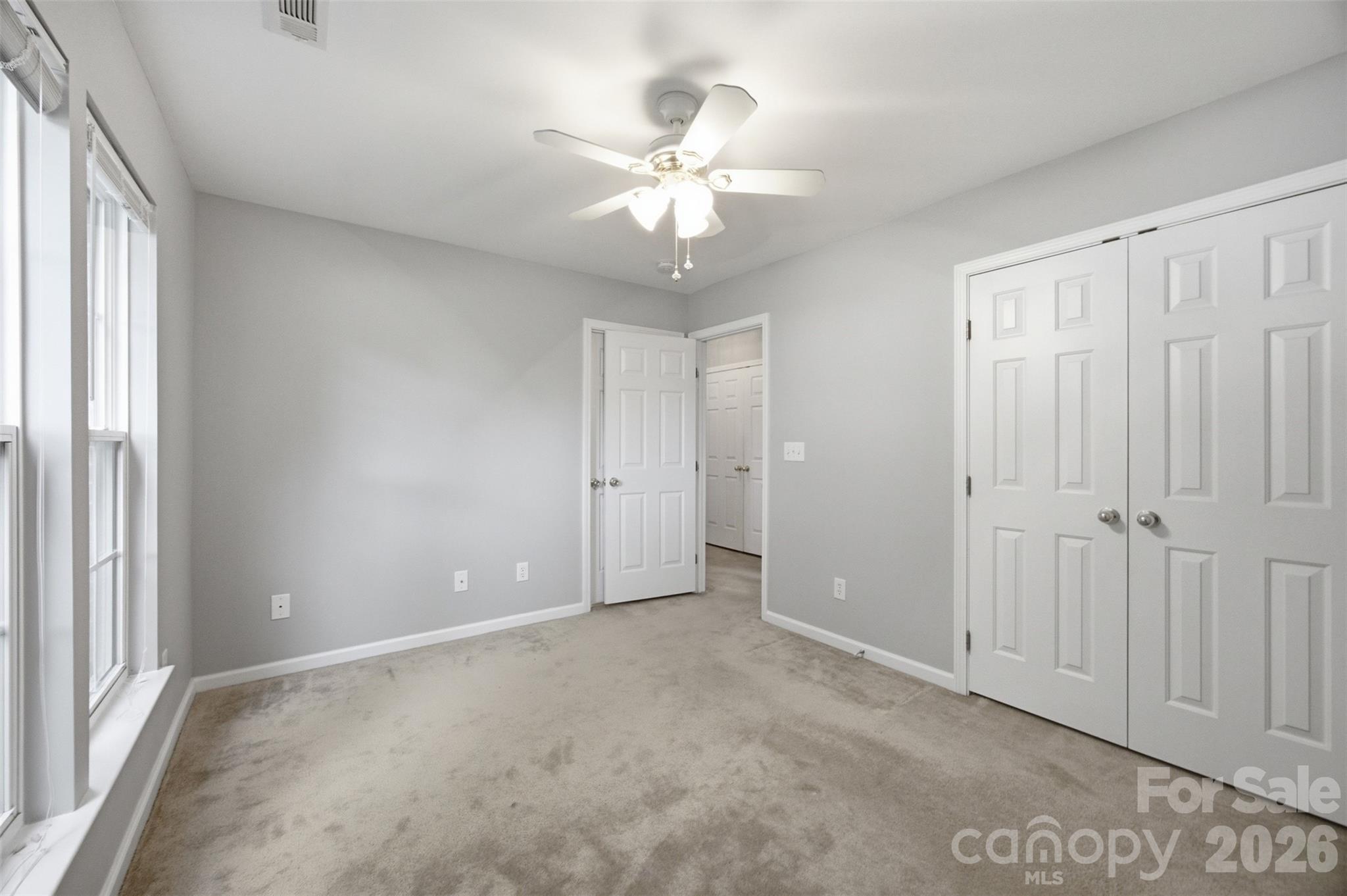 325 Dutchmans Meadow Drive — Mount Holly
