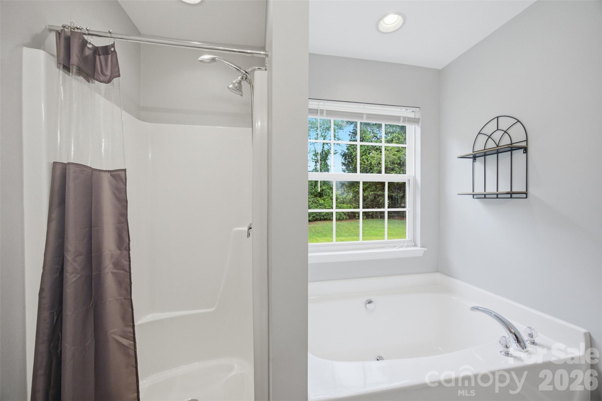 325 Dutchmans Meadow Drive — Mount Holly