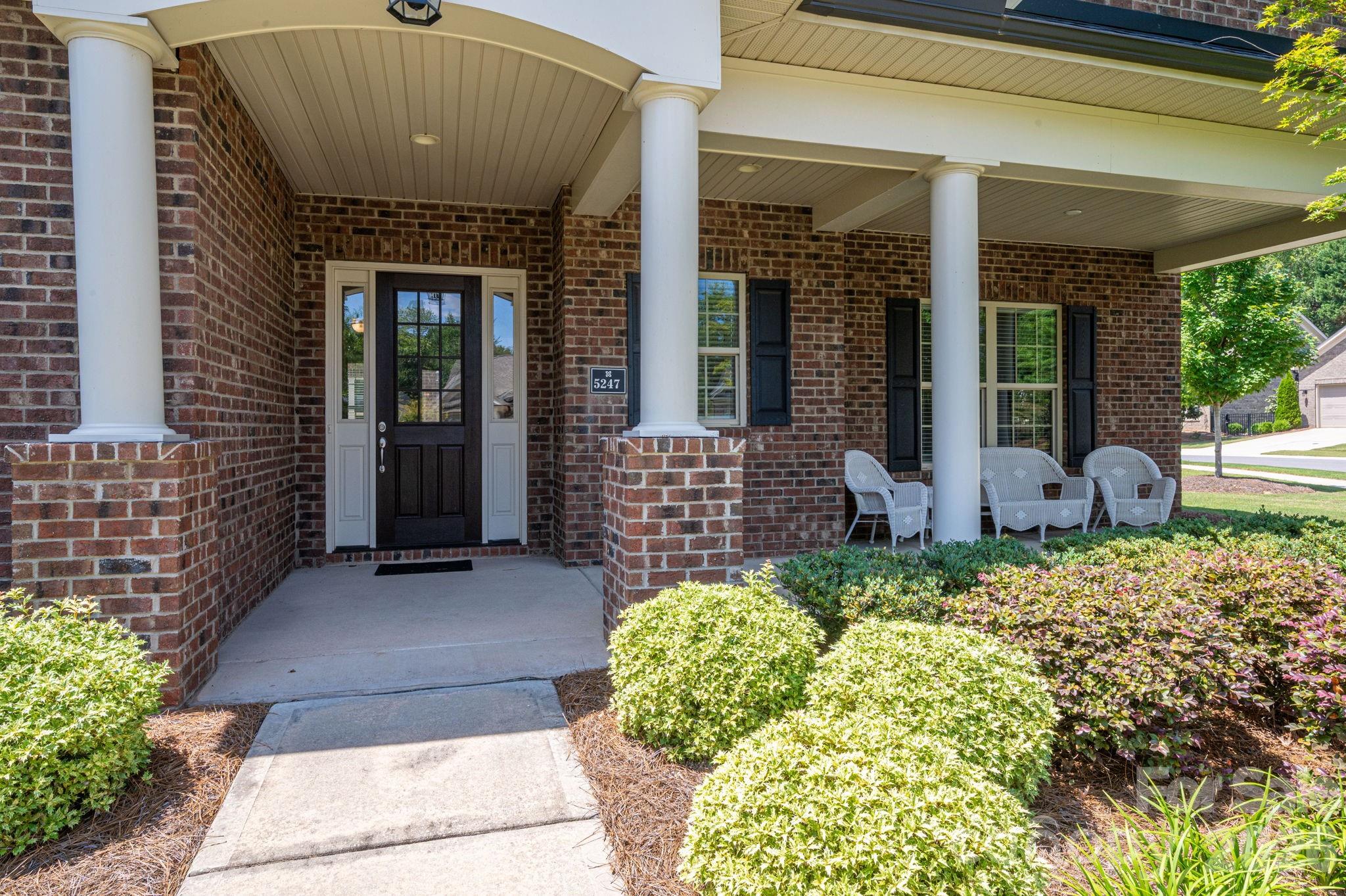 5247 Courtyard Lane — Belmont