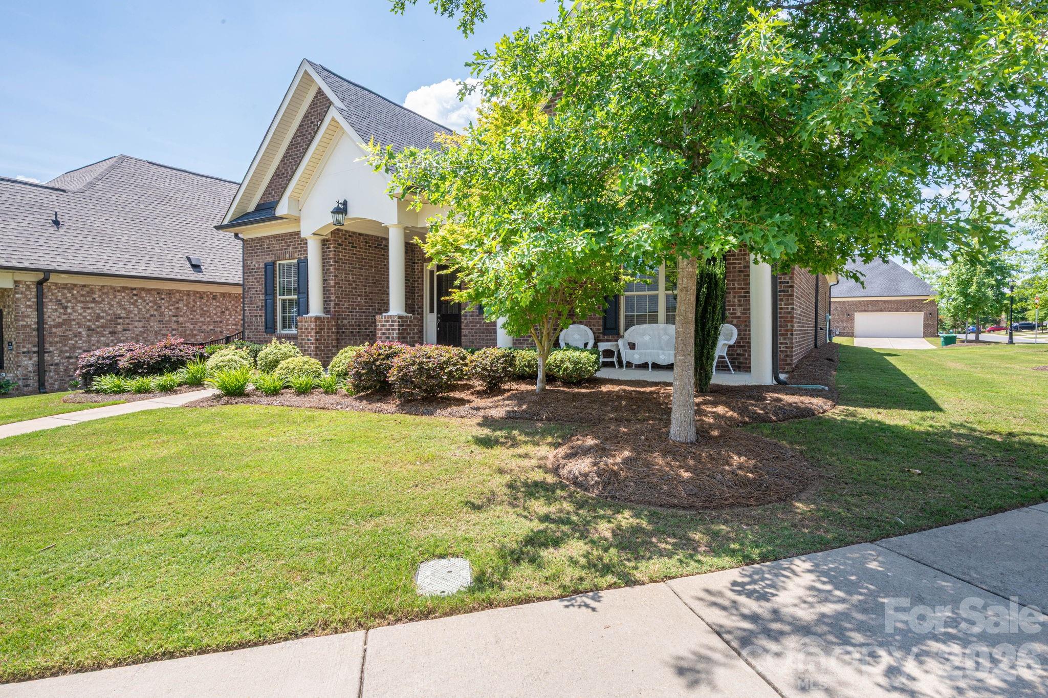 5247 Courtyard Lane — Belmont