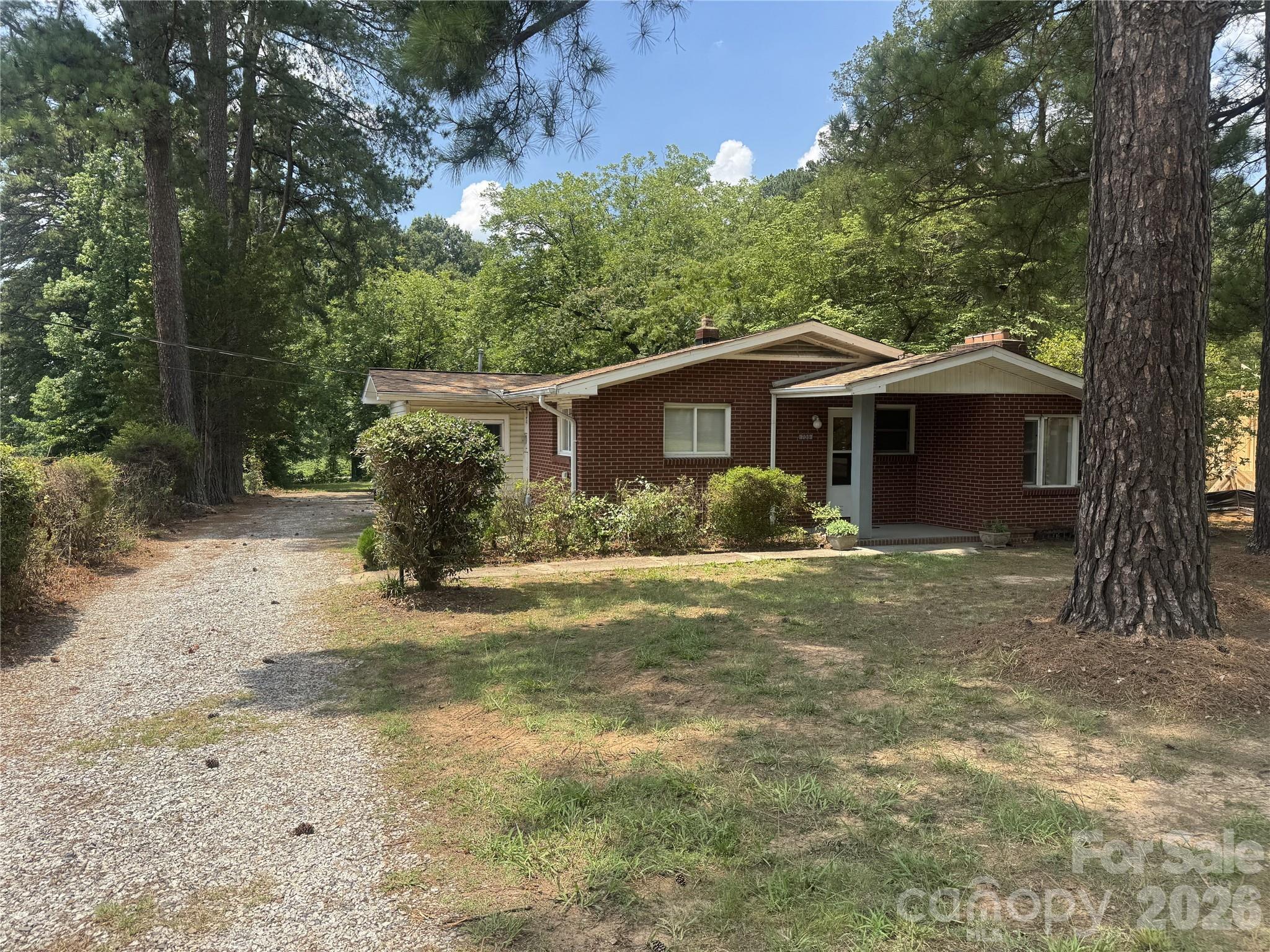 709 Sunset Drive — Salisbury