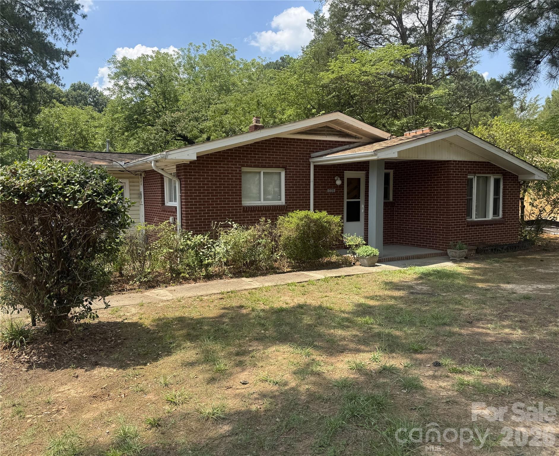 709 Sunset Drive — Salisbury