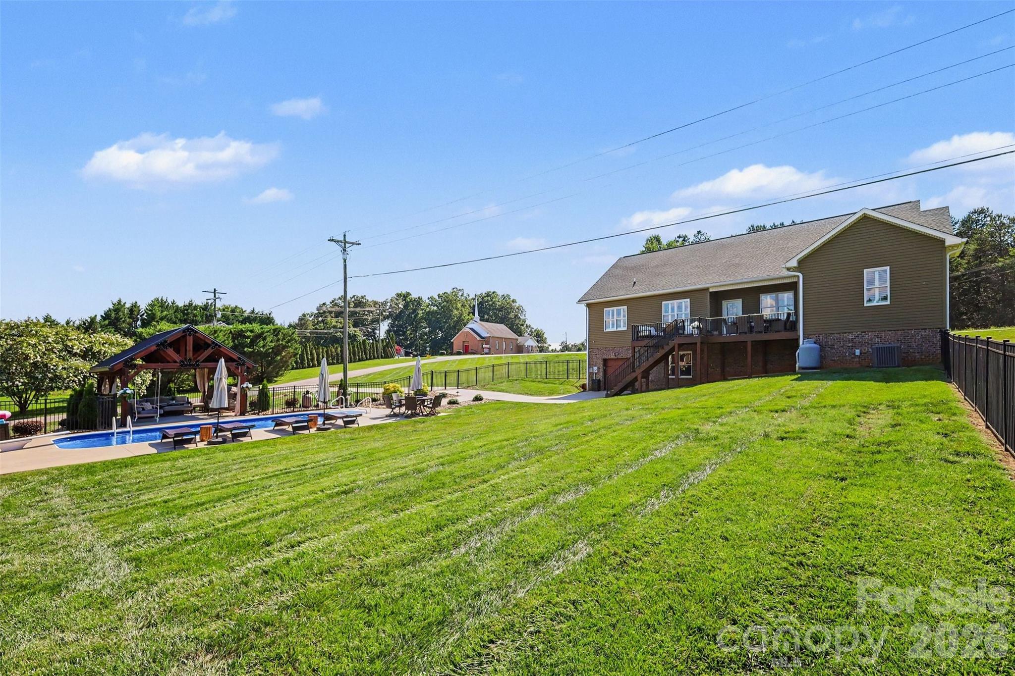 4672 Grace Chapel Road — Granite Falls