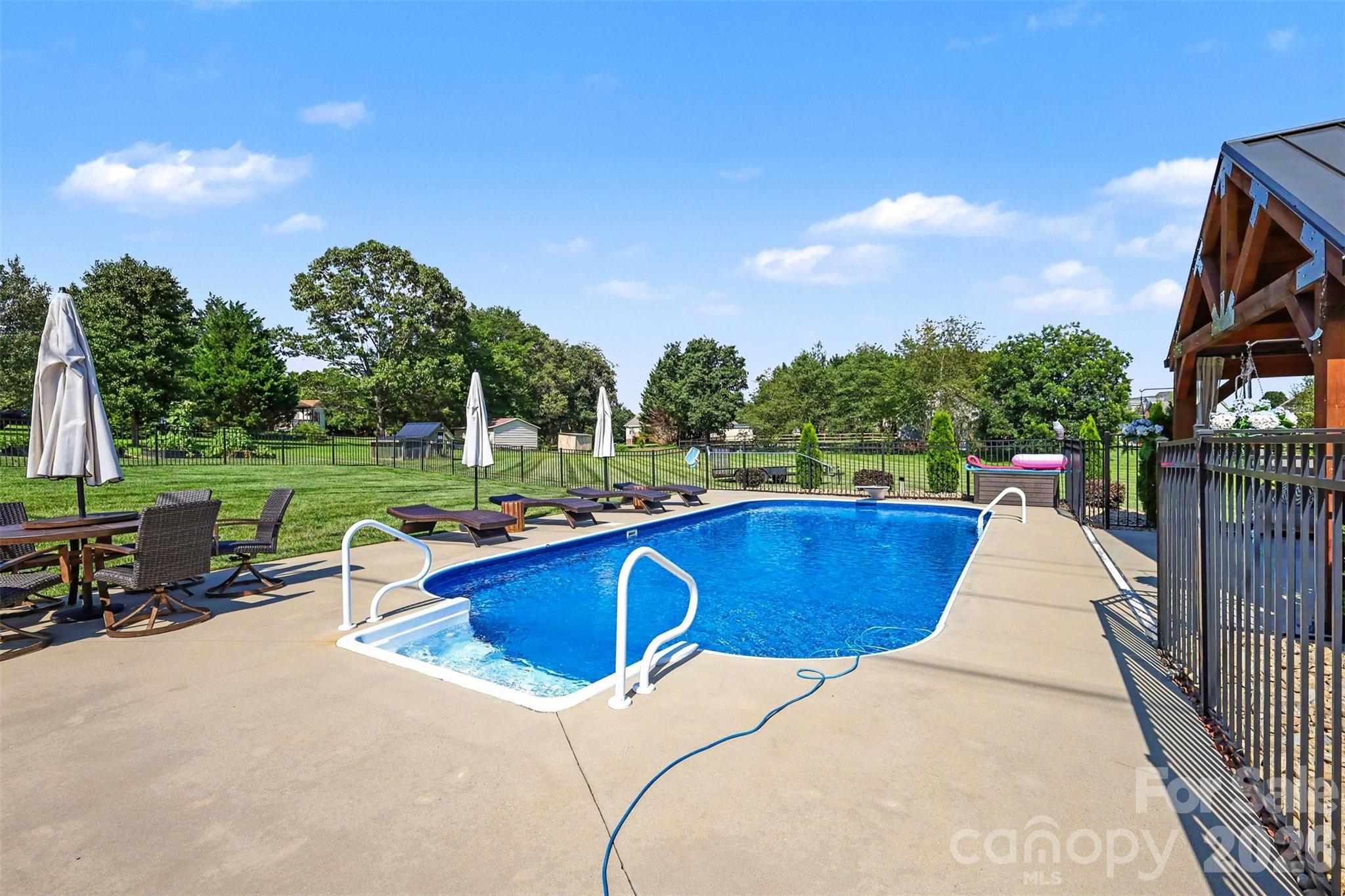 4672 Grace Chapel Road — Granite Falls