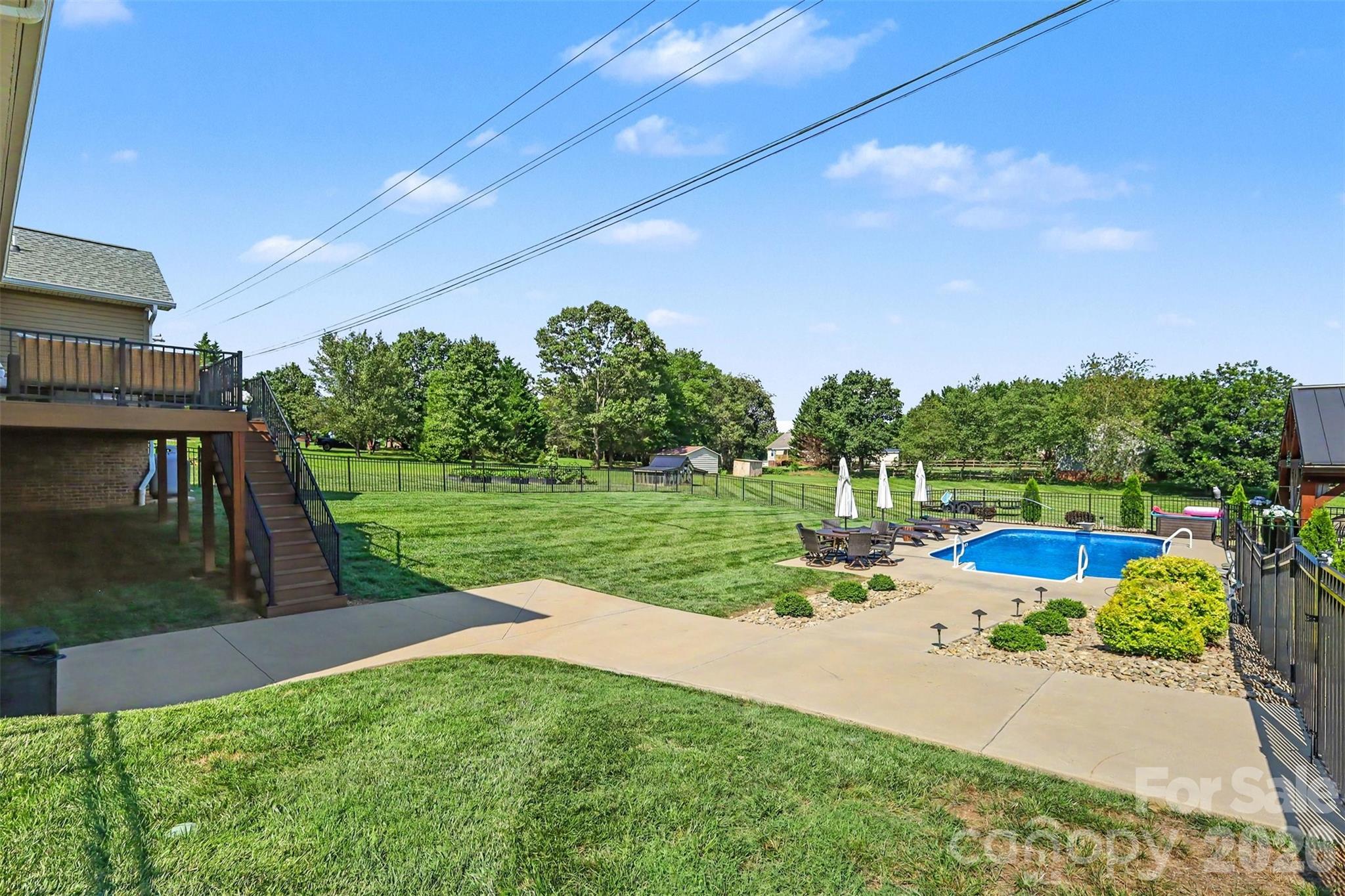 4672 Grace Chapel Road — Granite Falls