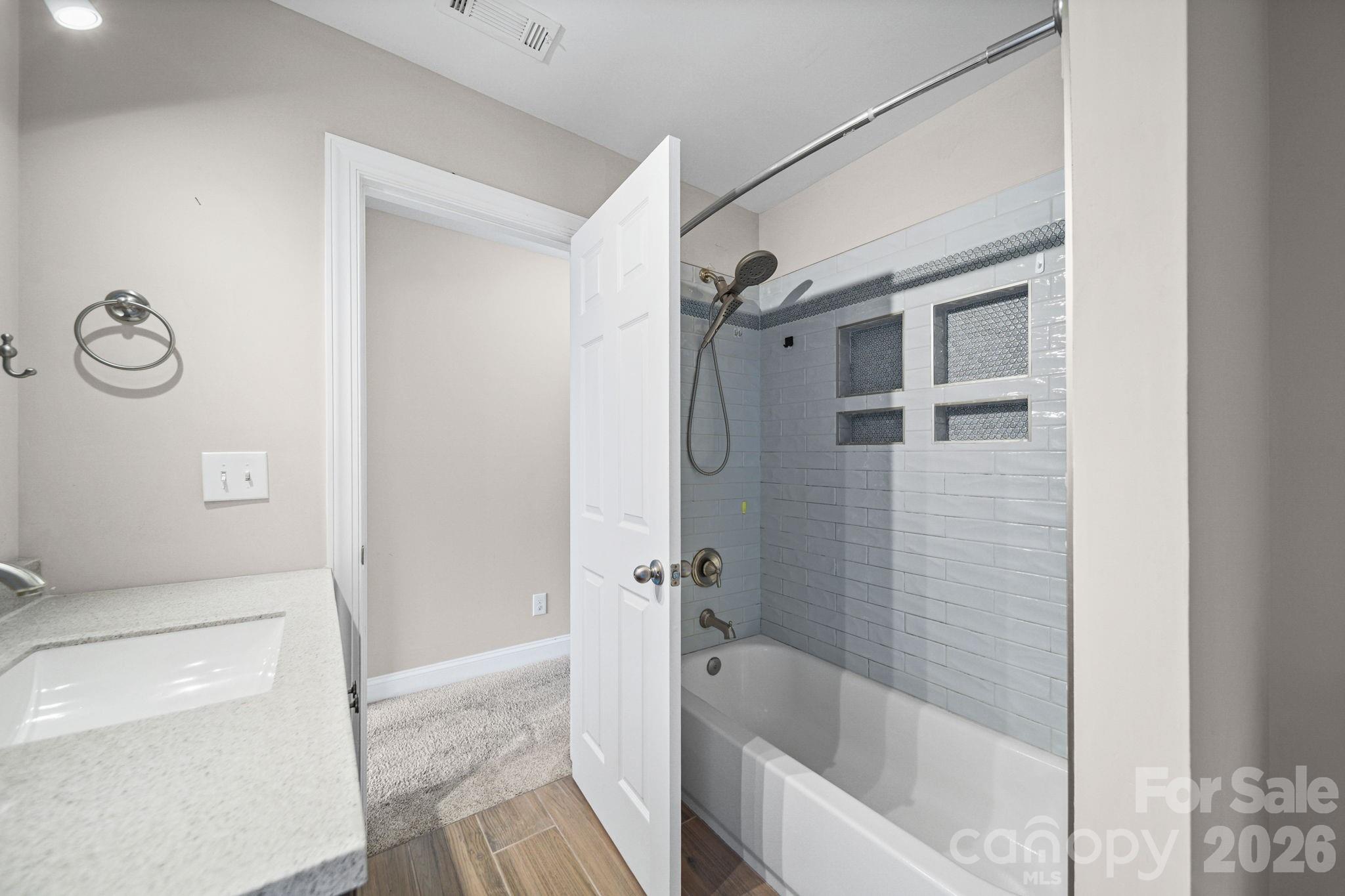 4018 Waxwood Drive — Monroe