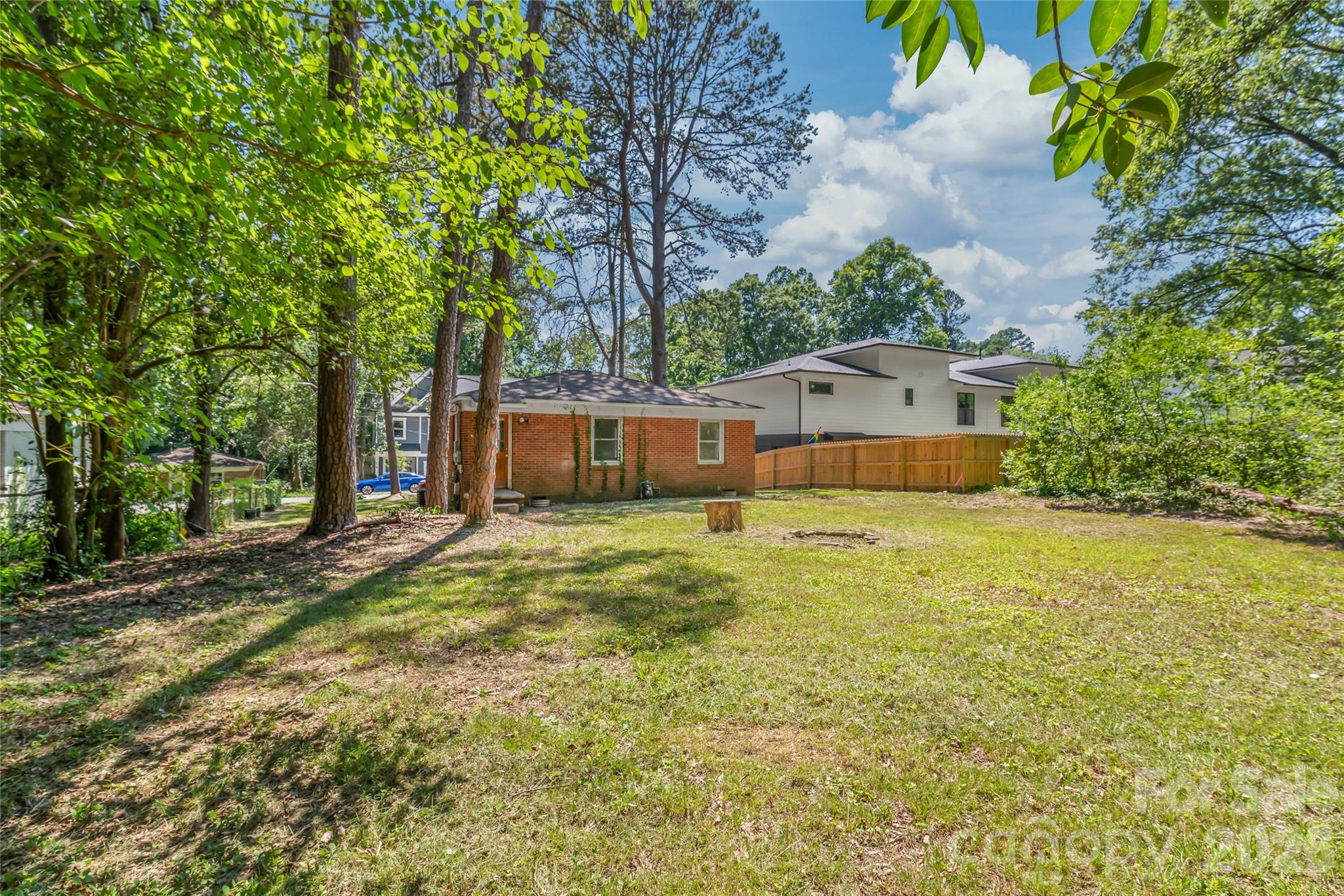 622 Colorado Avenue — Charlotte