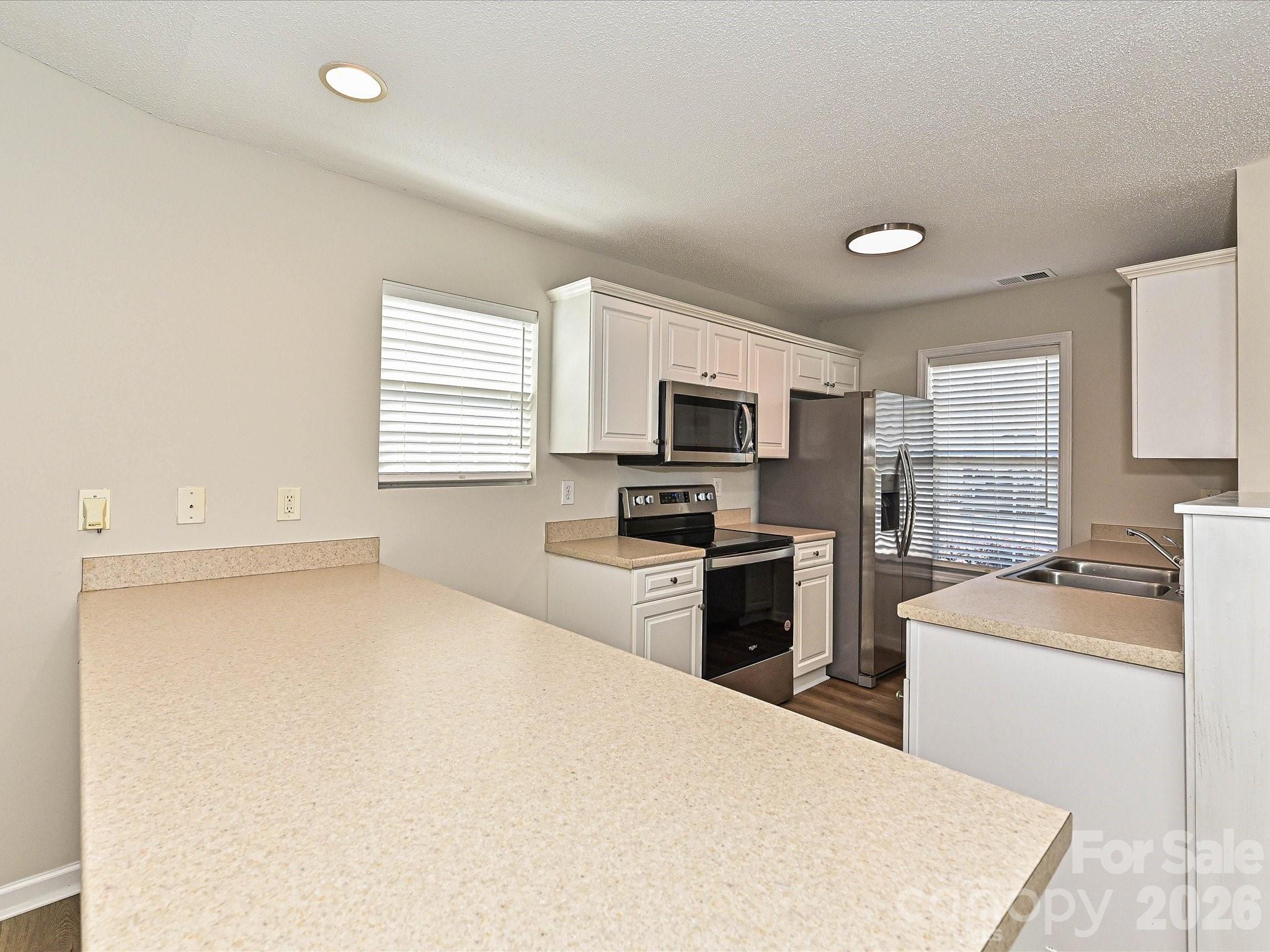 2013 Pin Oak Place — Cramerton