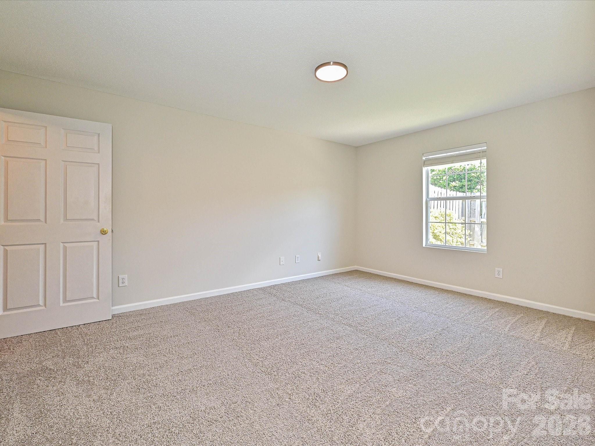 2013 Pin Oak Place — Cramerton