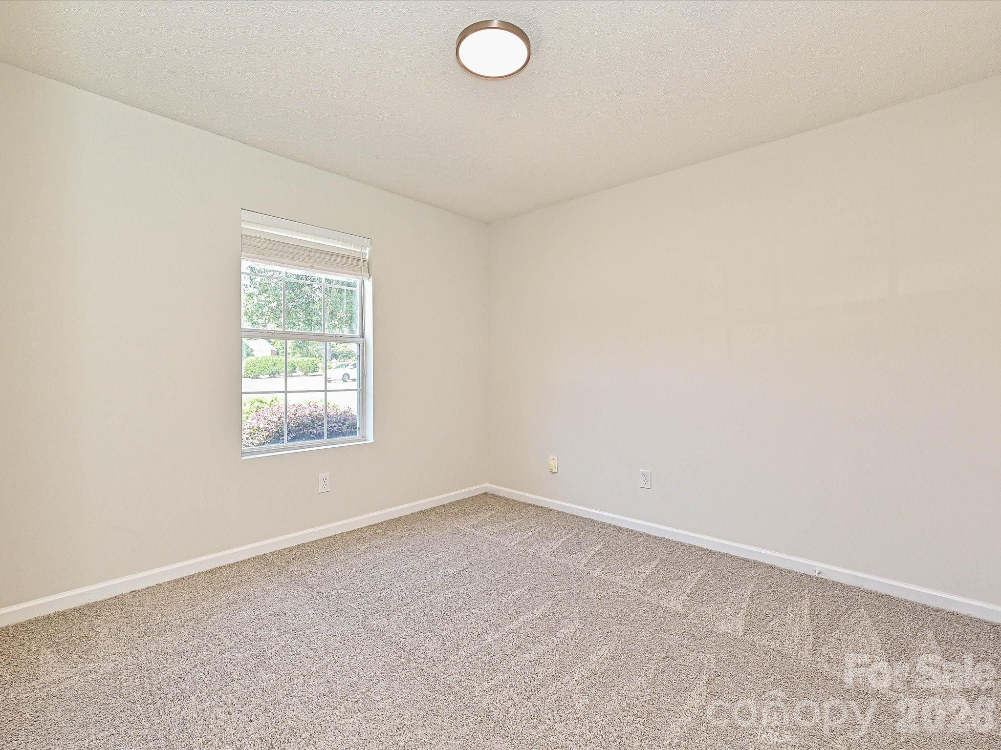 2013 Pin Oak Place — Cramerton