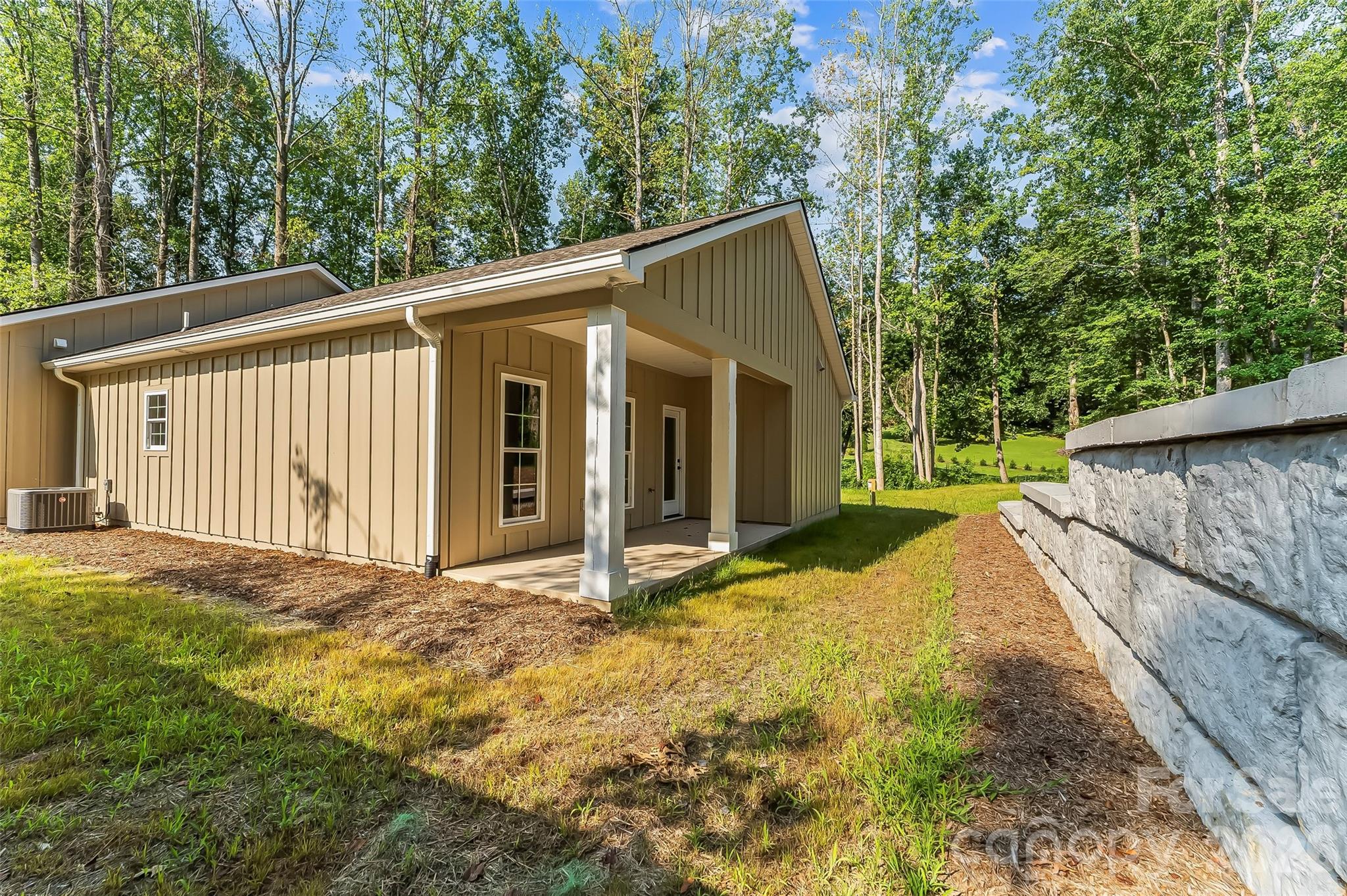 156 Oakdale Drive — Morganton