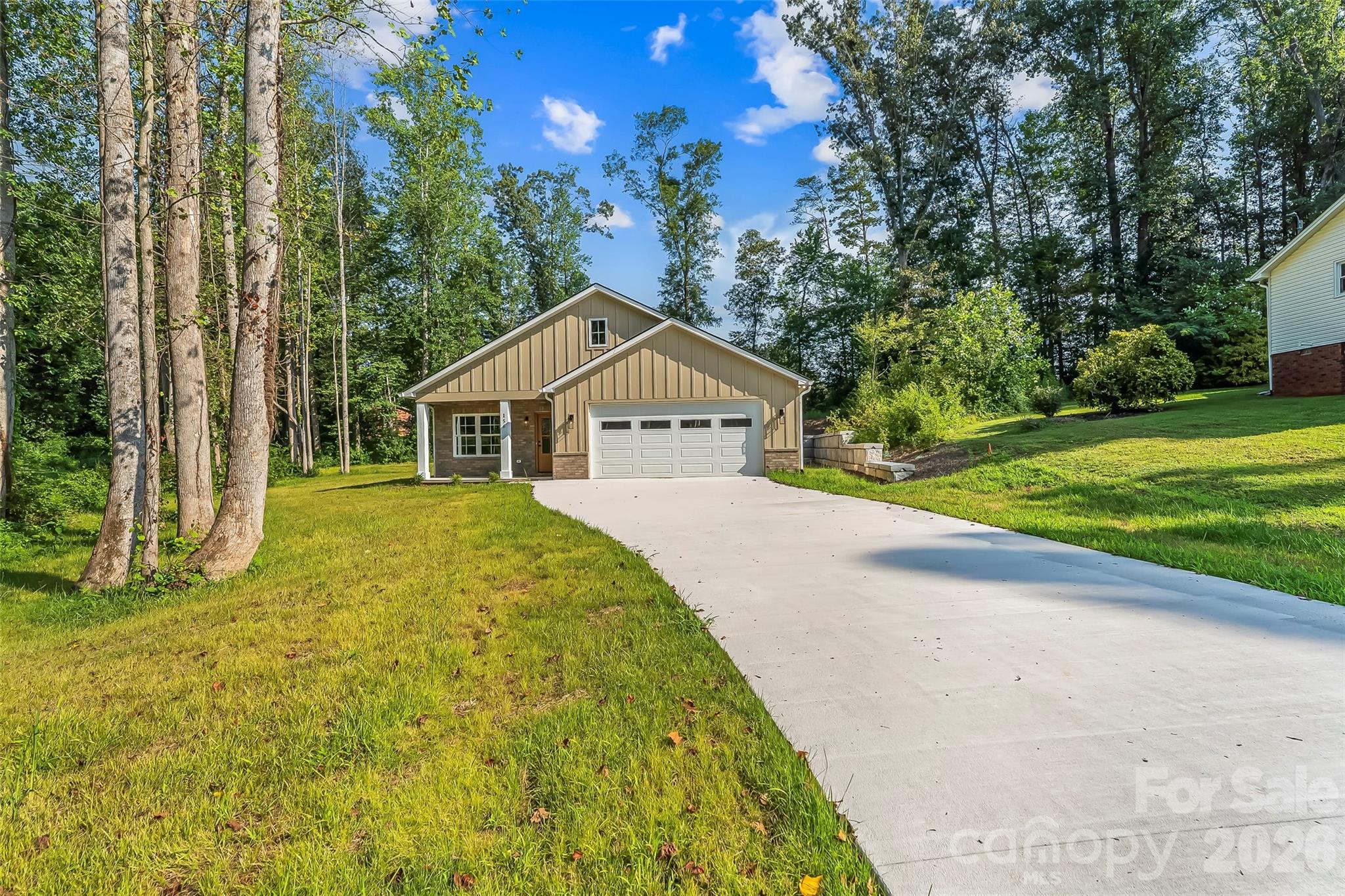 156 Oakdale Drive — Morganton