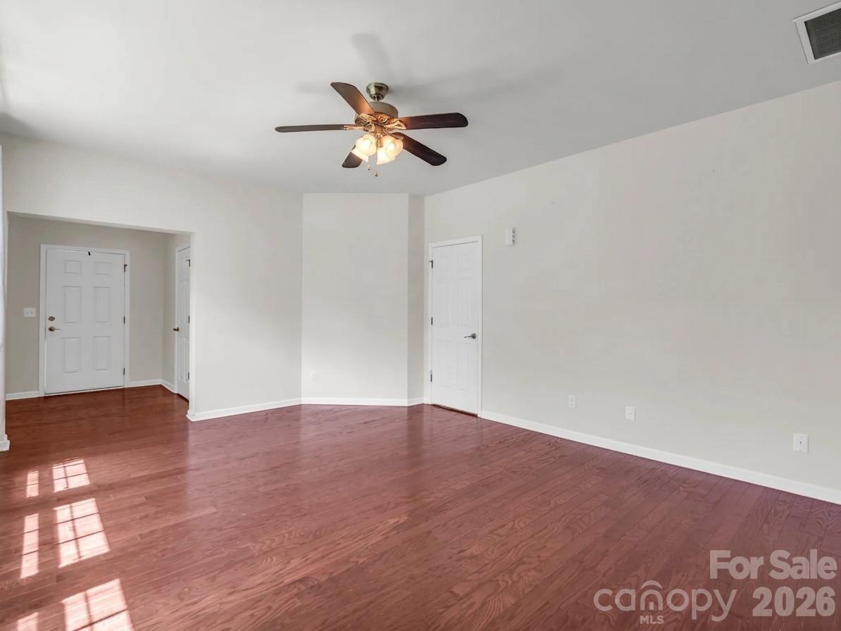 198 N River Road — Fletcher