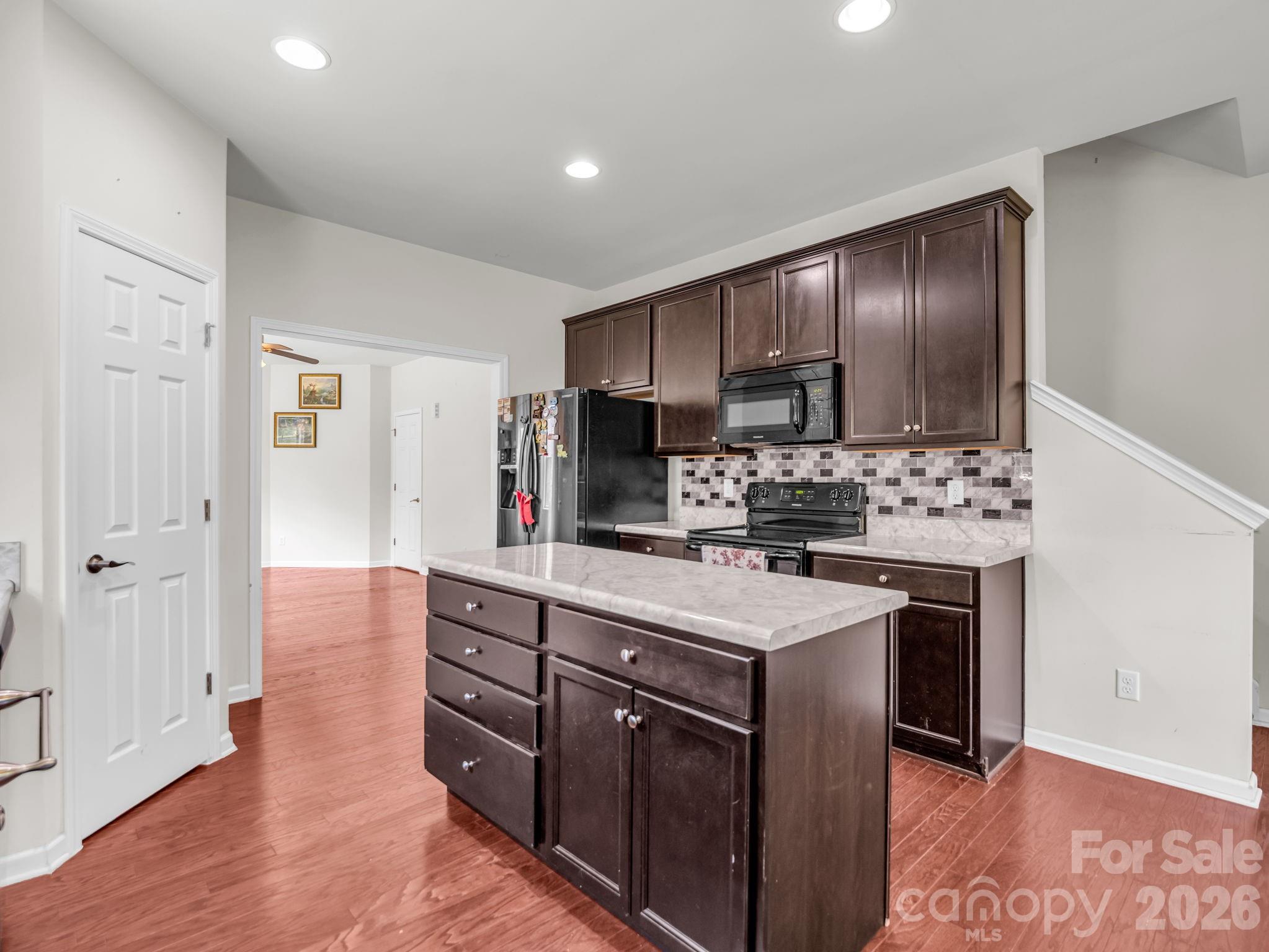 198 N River Road — Fletcher