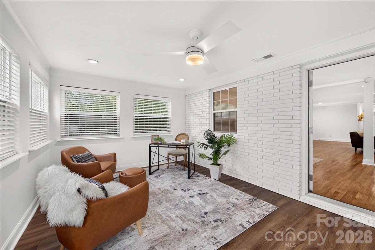 8000 Lawyers Road — Charlotte