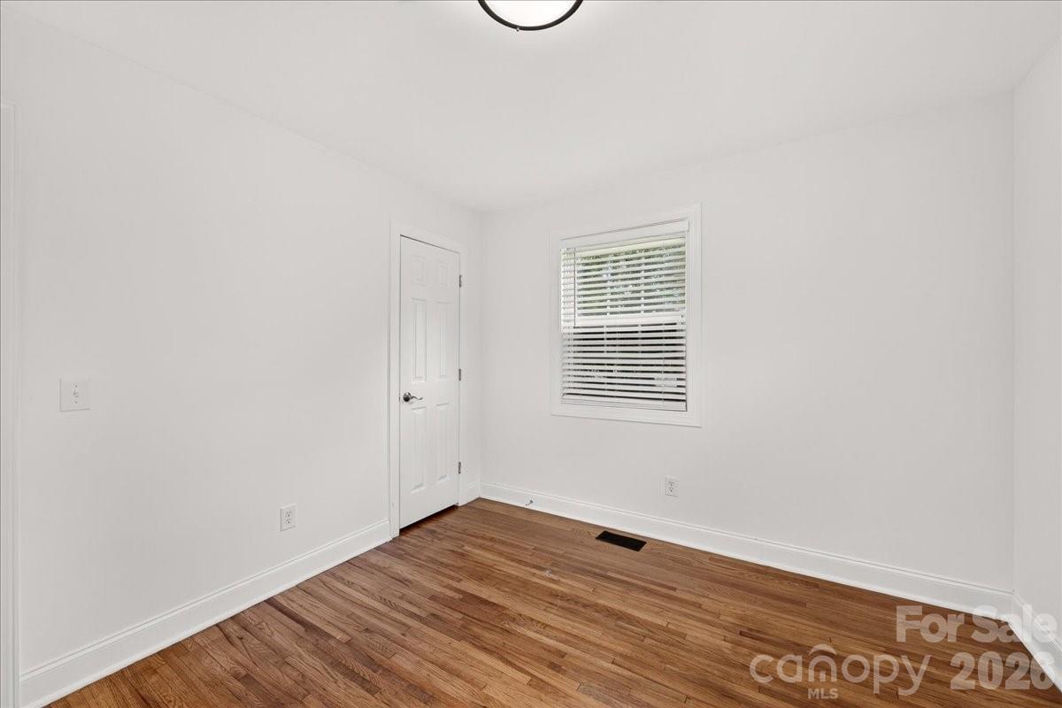 8000 Lawyers Road — Charlotte