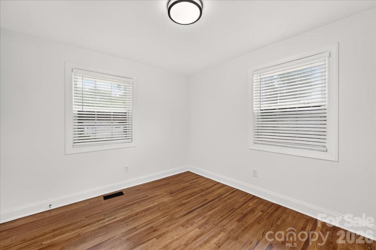 8000 Lawyers Road — Charlotte