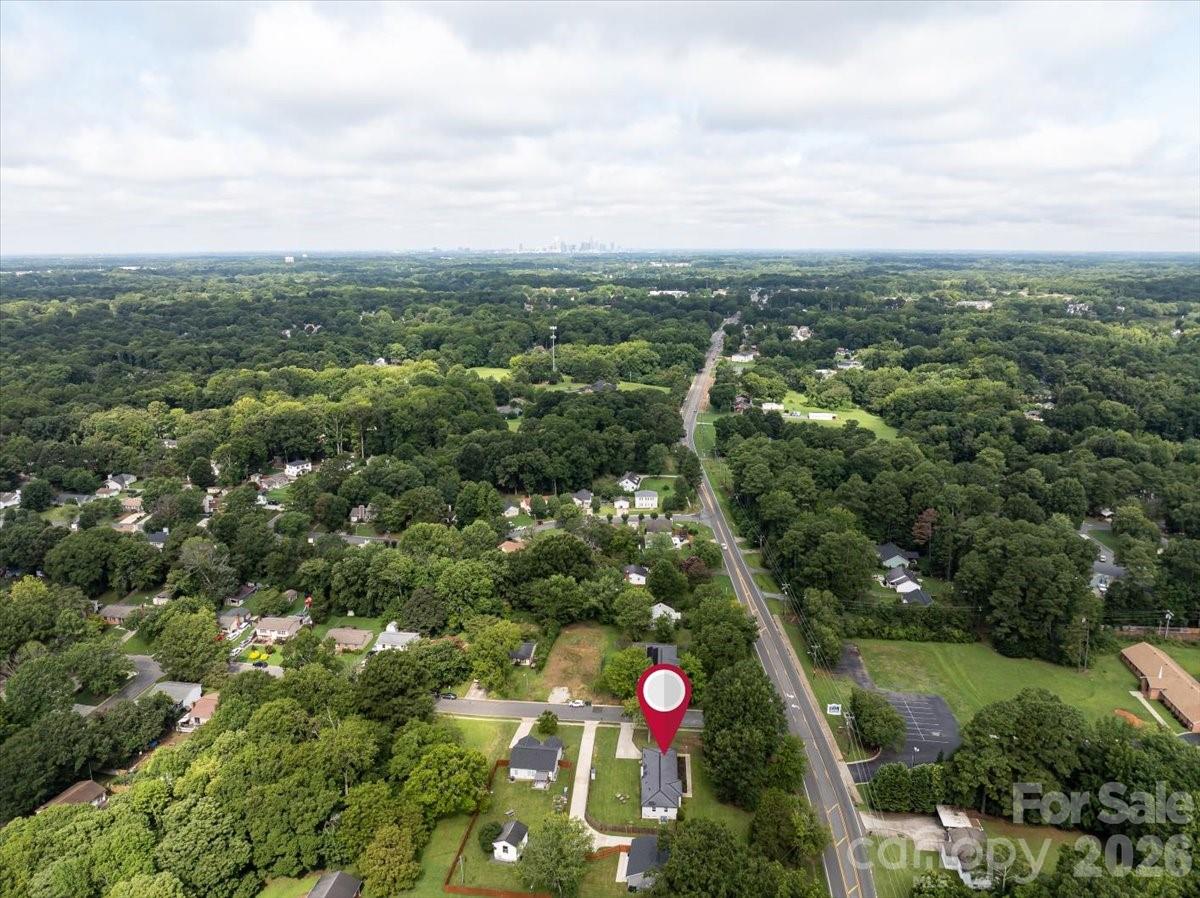 8000 Lawyers Road — Charlotte