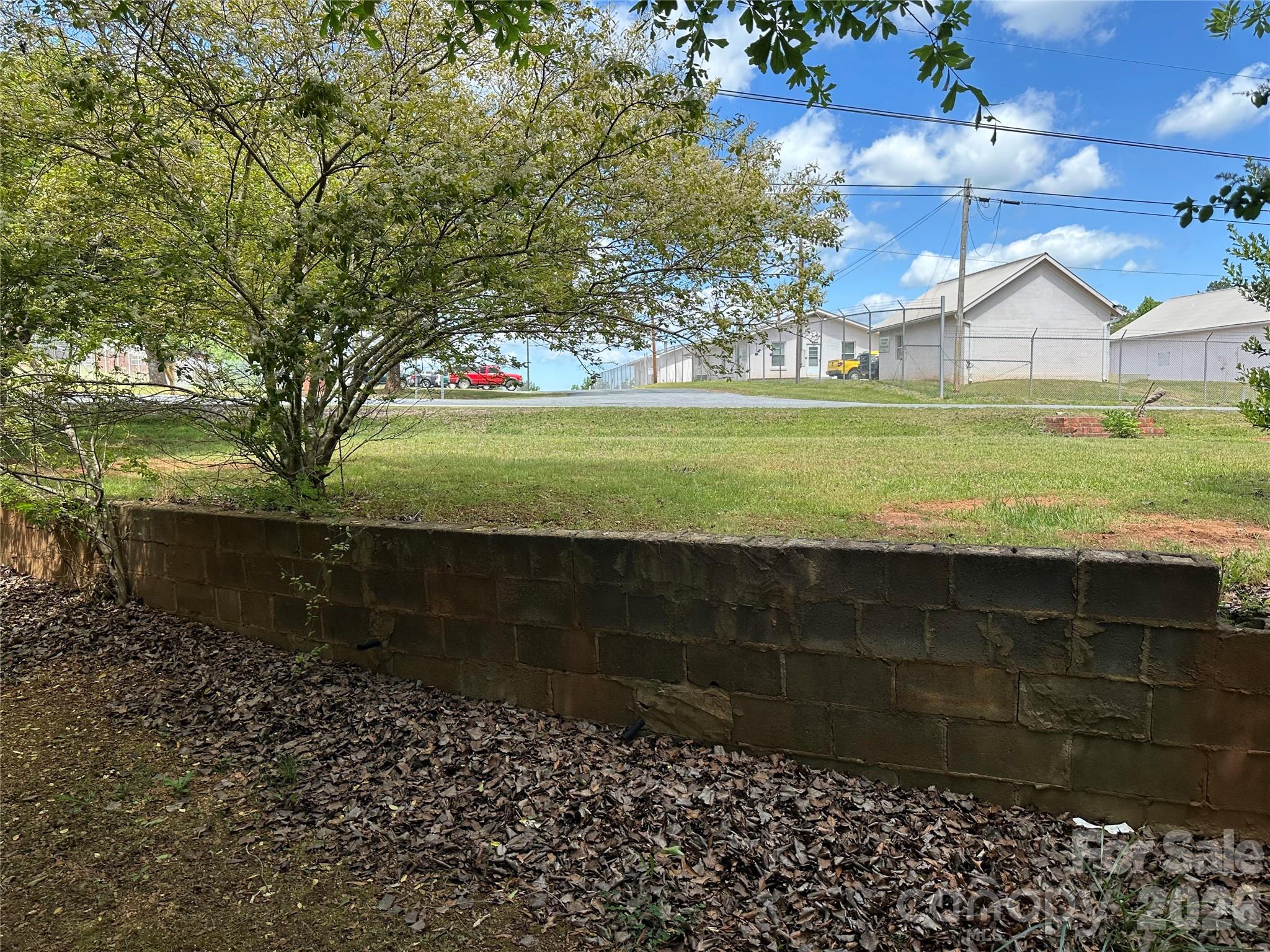 572 Ledbetter Road — Spindale