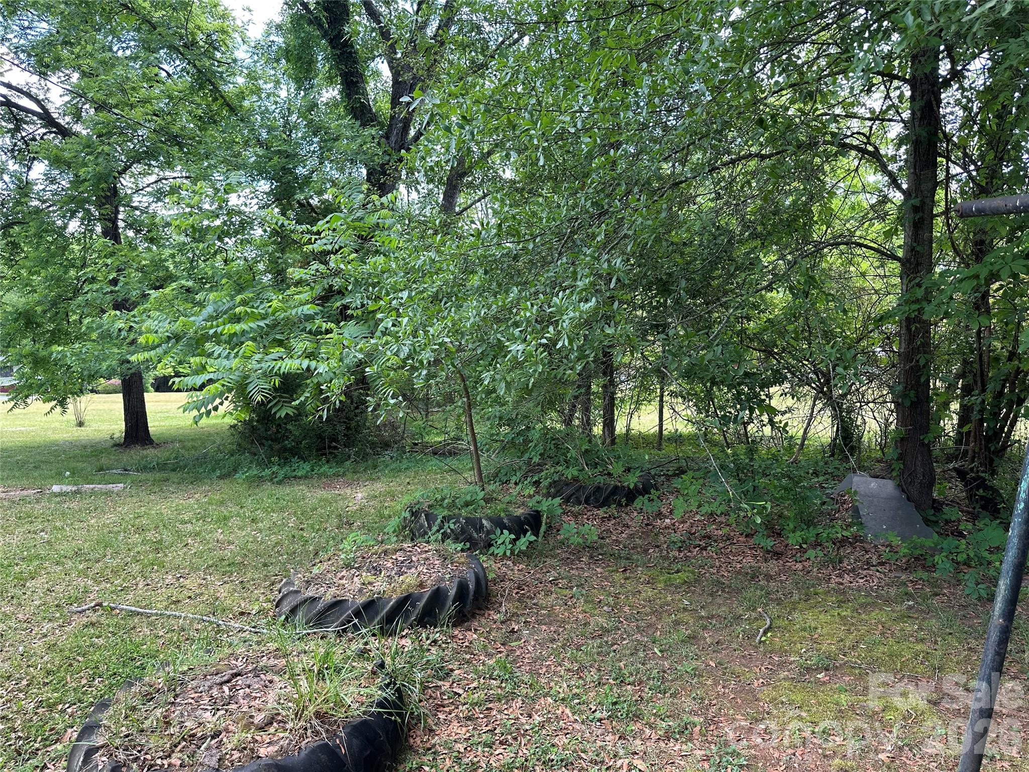 572 Ledbetter Road — Spindale