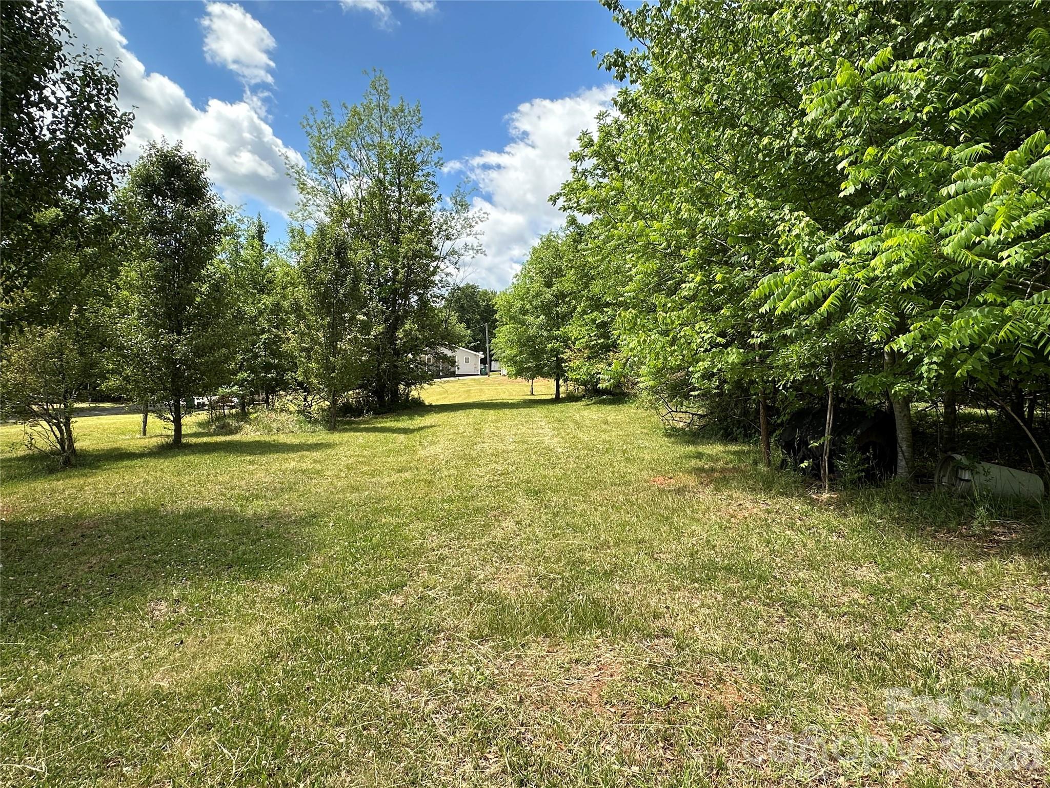 572 Ledbetter Road — Spindale