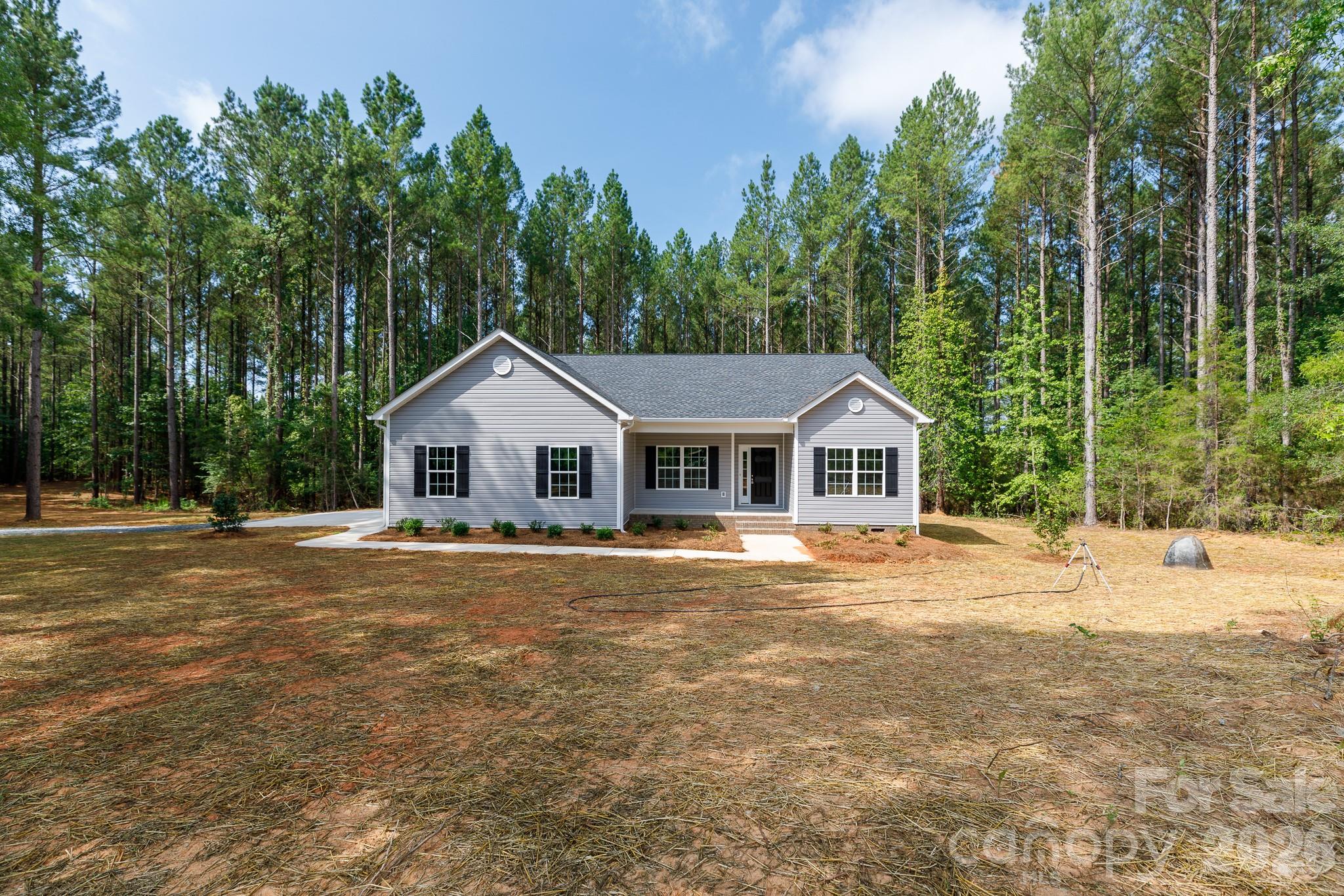 2902 Peden Bridge Road — Chester