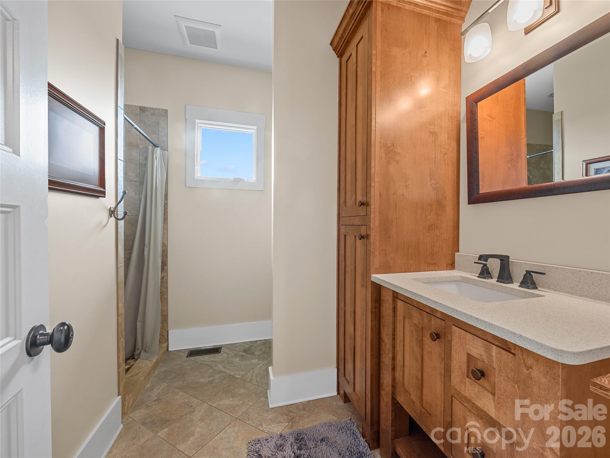 197 Arlys Lane — Tryon