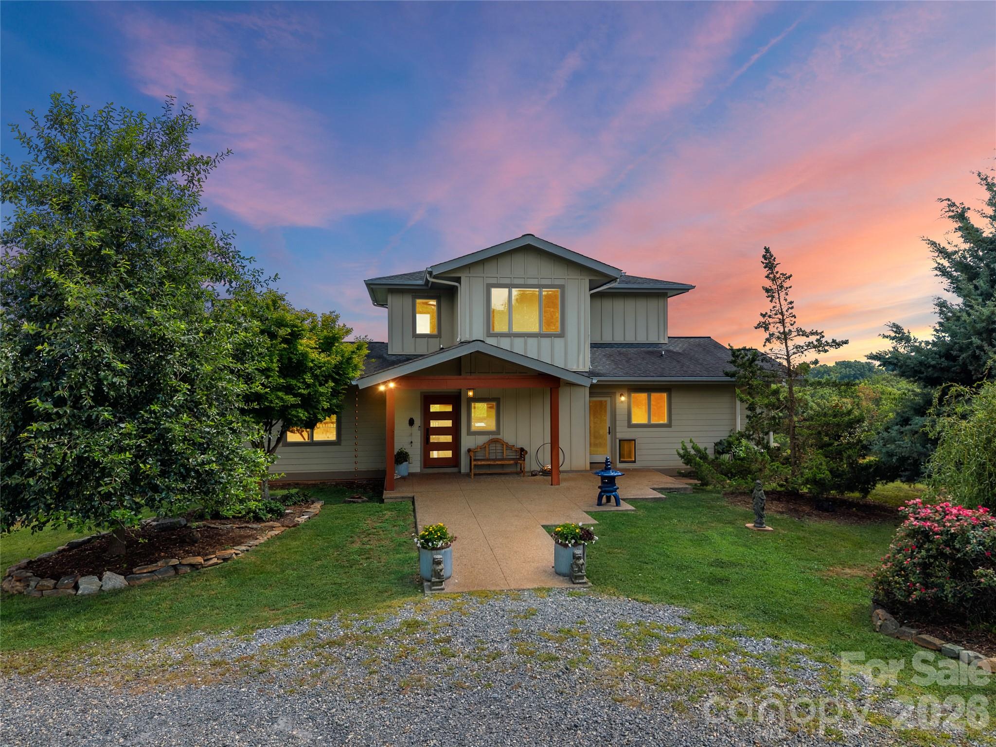 197 Arlys Lane — Tryon