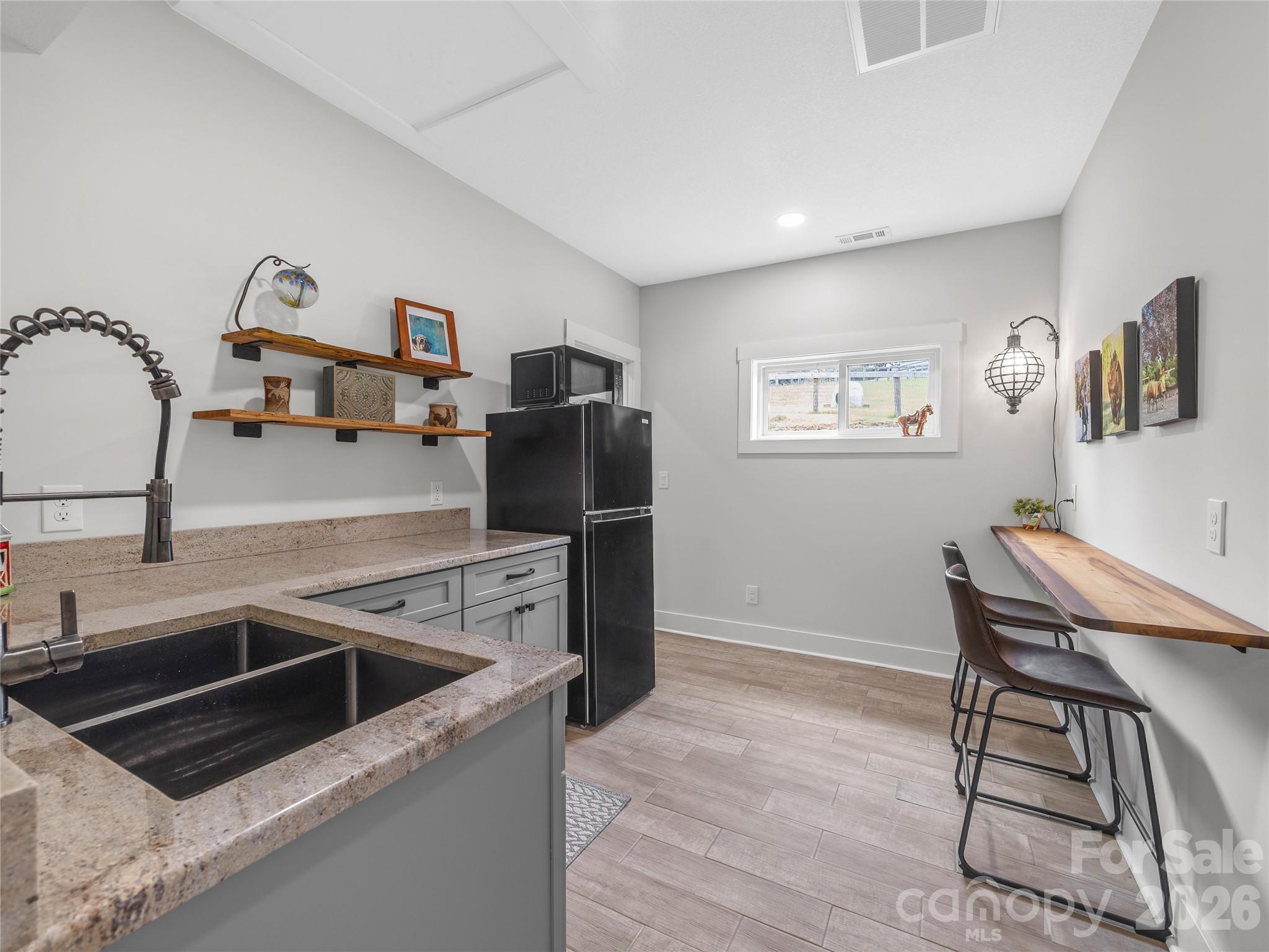 197 Arlys Lane — Tryon