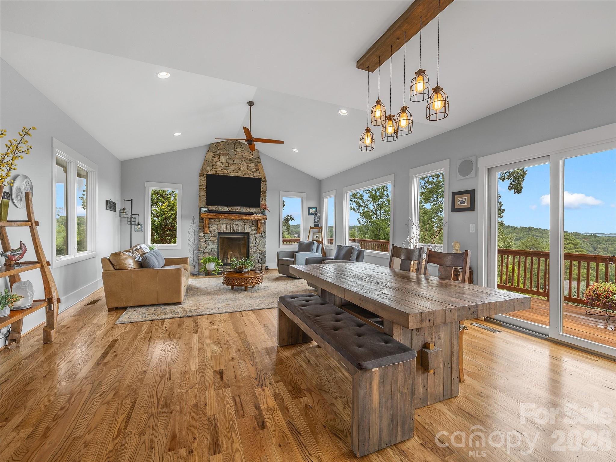 197 Arlys Lane — Tryon