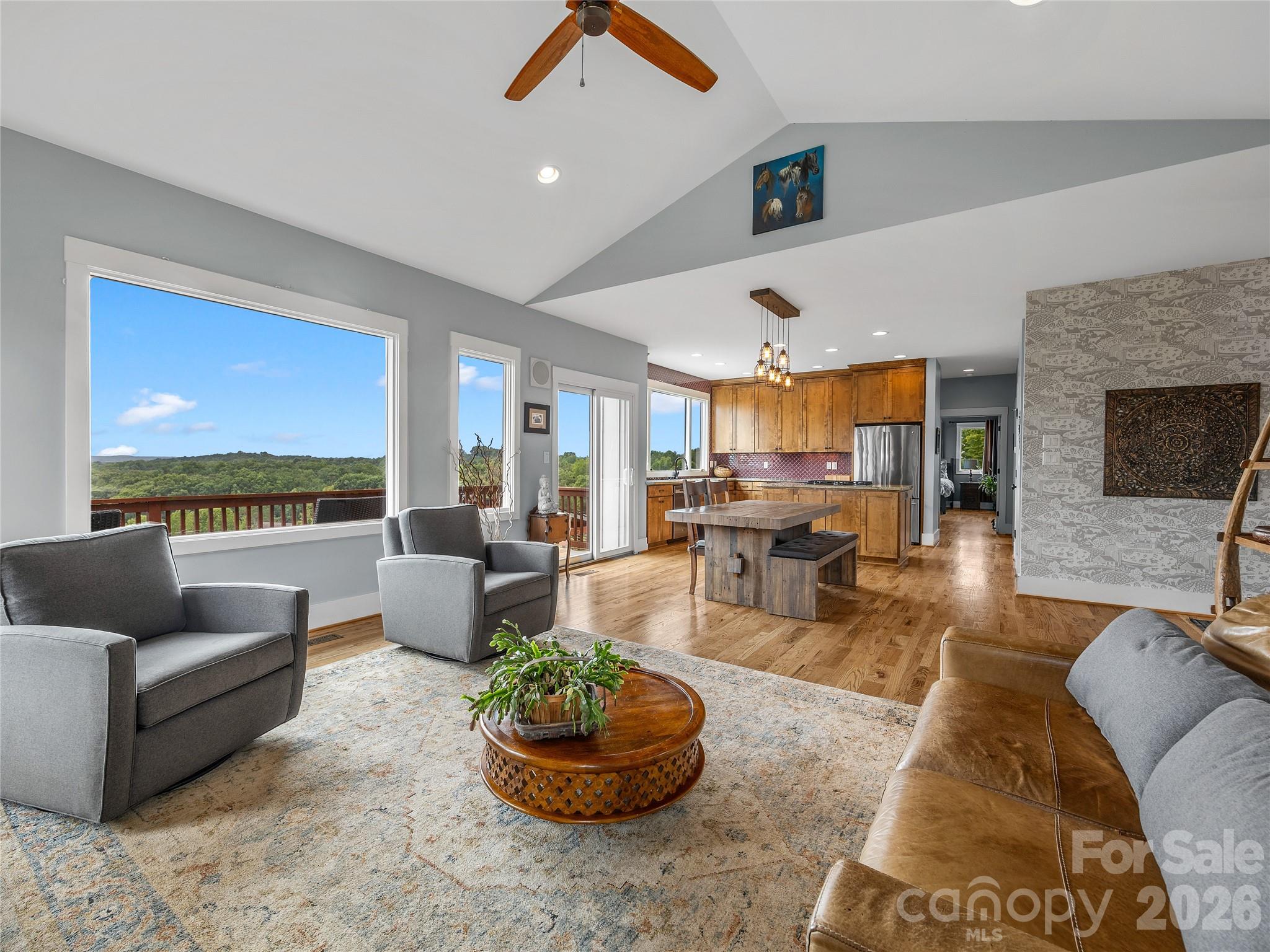 197 Arlys Lane — Tryon