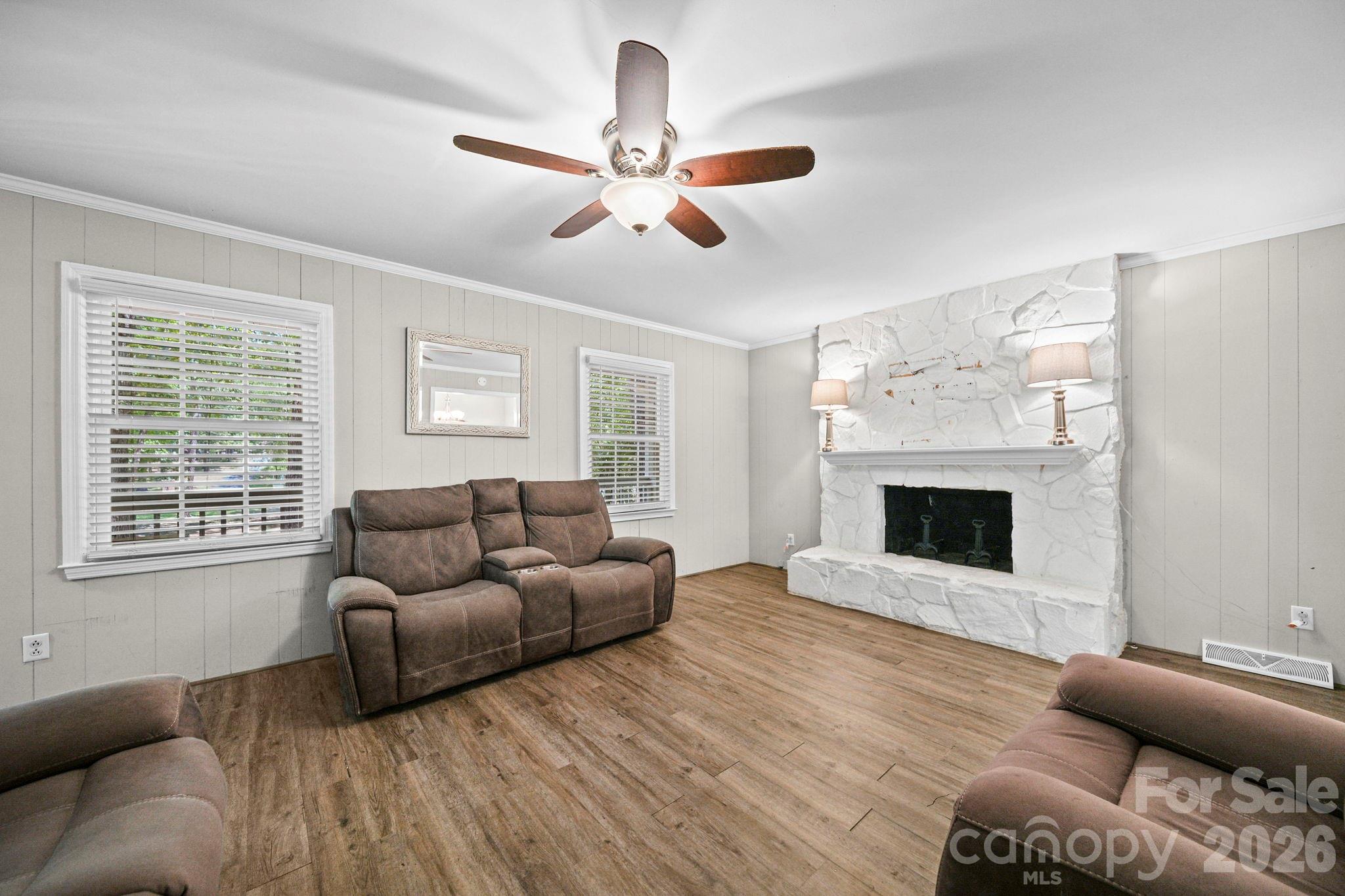 619 Cedarwood Drive — Monroe